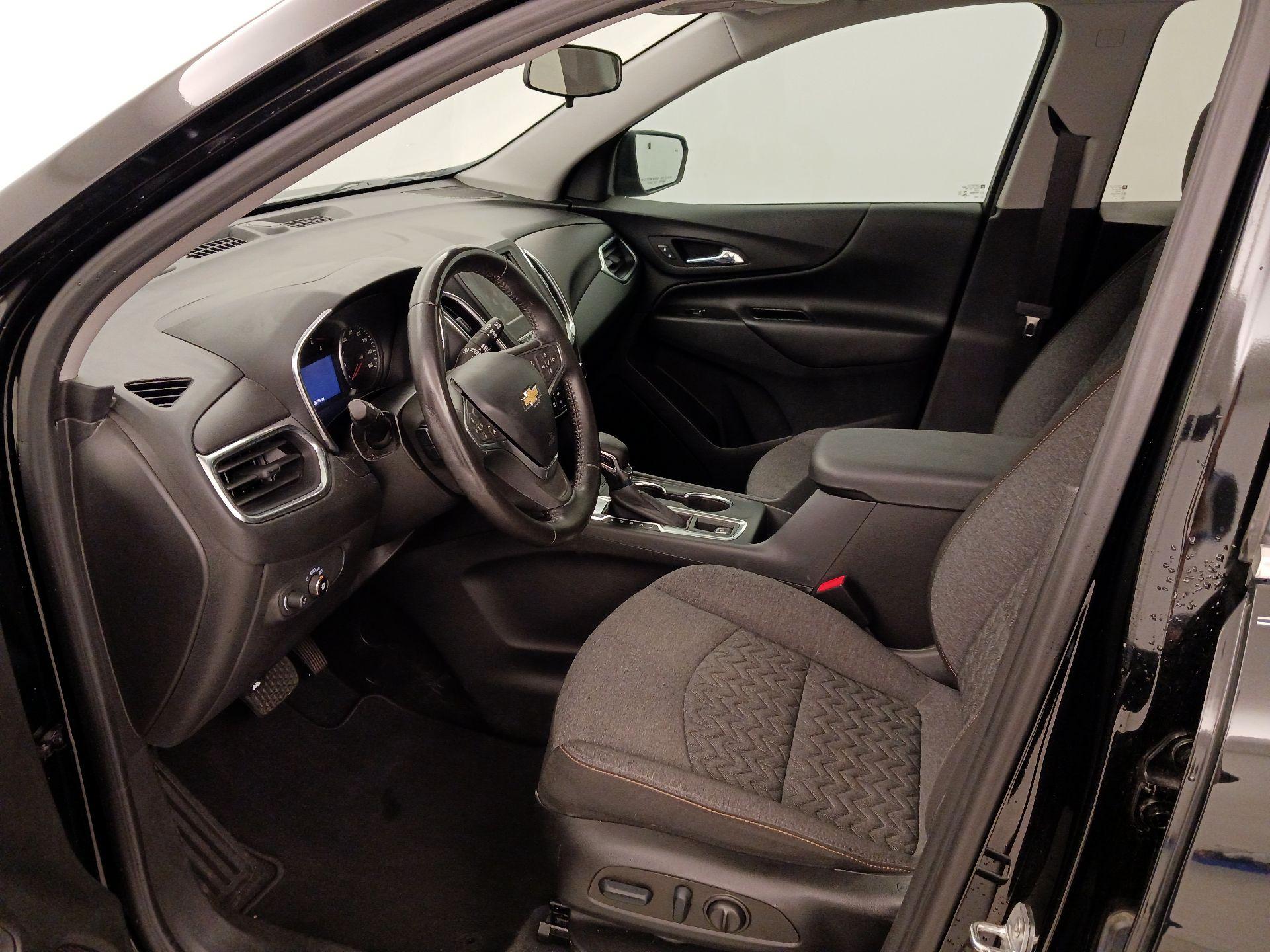 Thumbnail: 2022 Chevrolet Equinox - 11