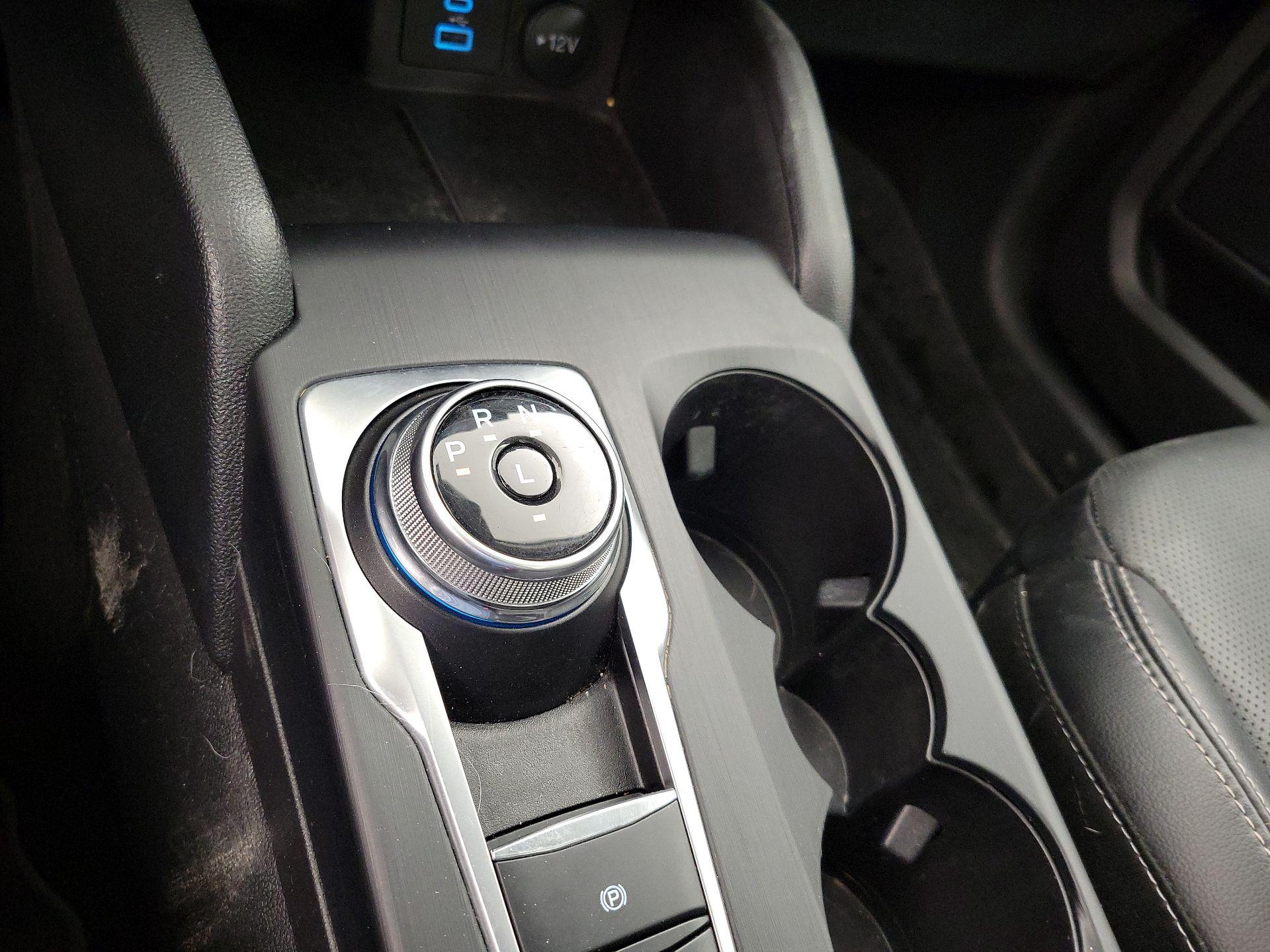 Thumbnail: 2022 Ford Escape - 18