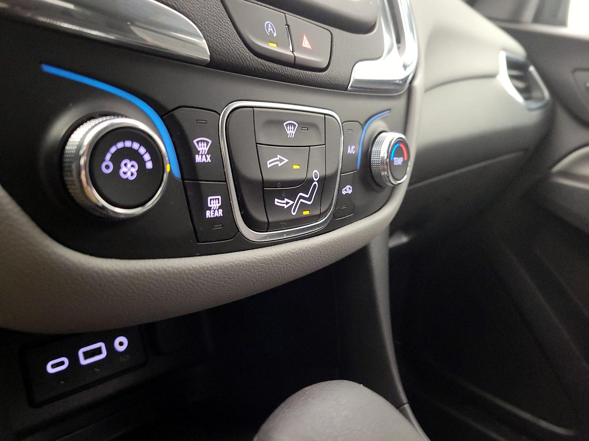 Thumbnail: 2023 Chevrolet Equinox - 16