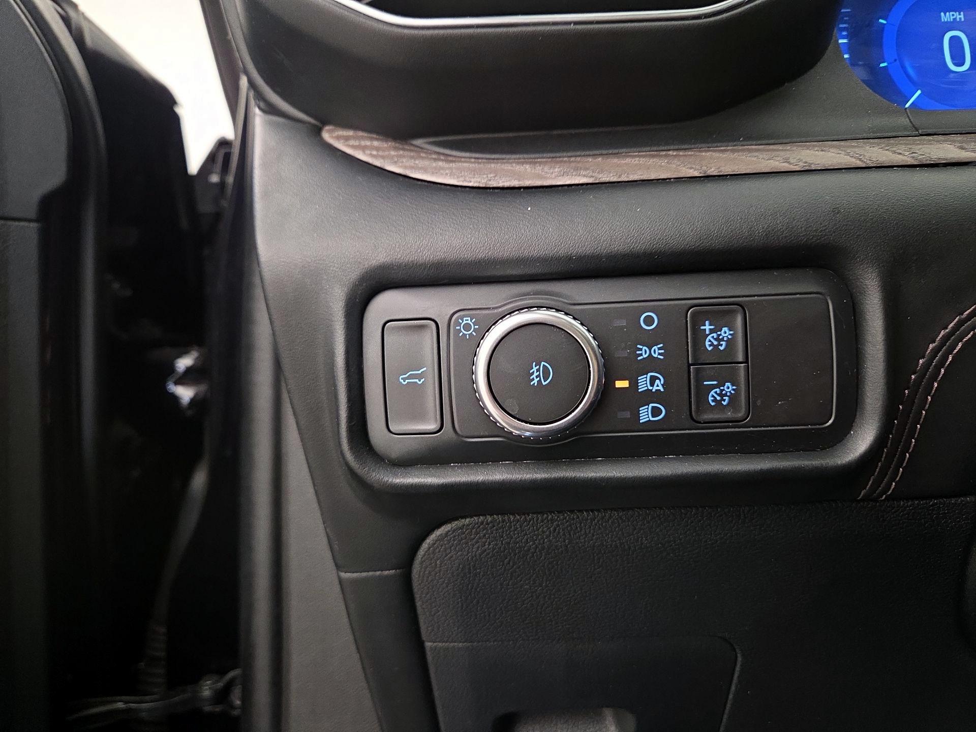 Thumbnail: 2022 Ford Explorer - 13