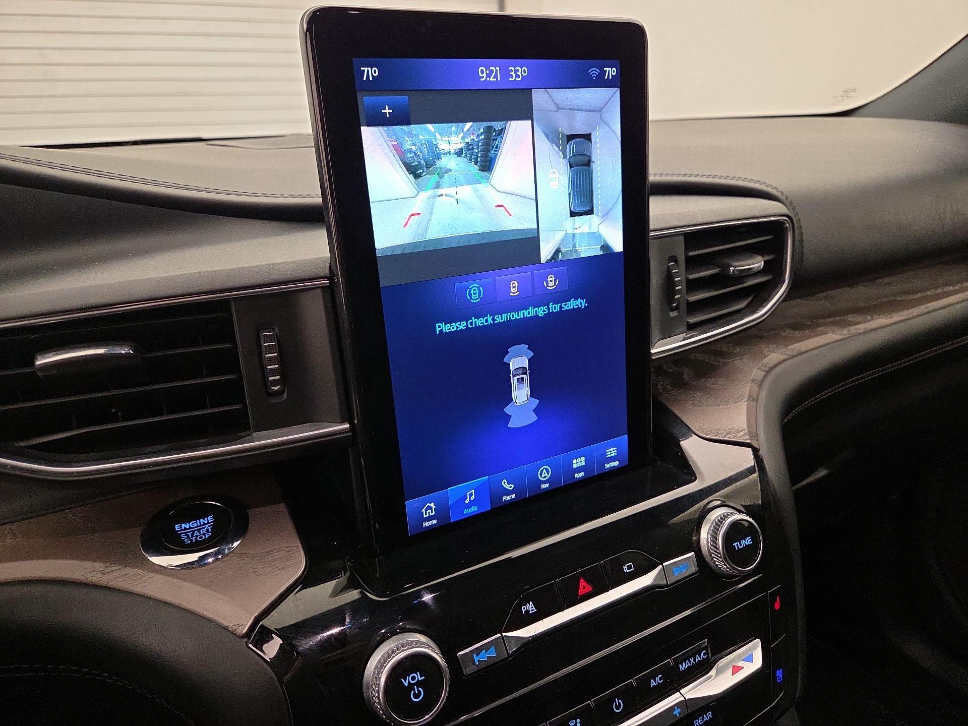 Thumbnail: 2022 Ford Explorer - 14