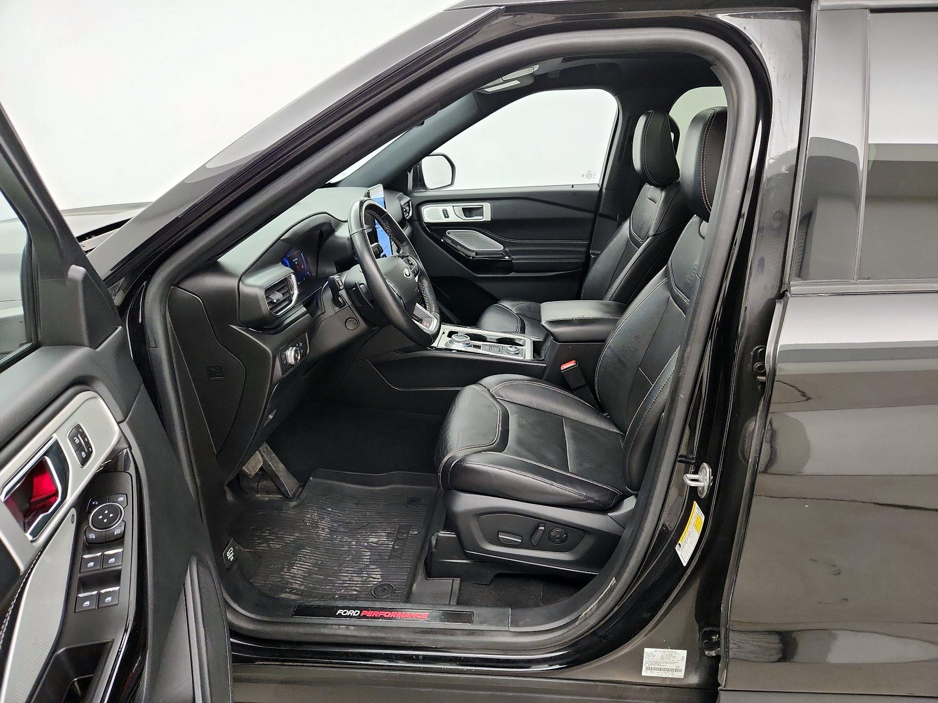 Thumbnail: 2022 Ford Explorer - 11