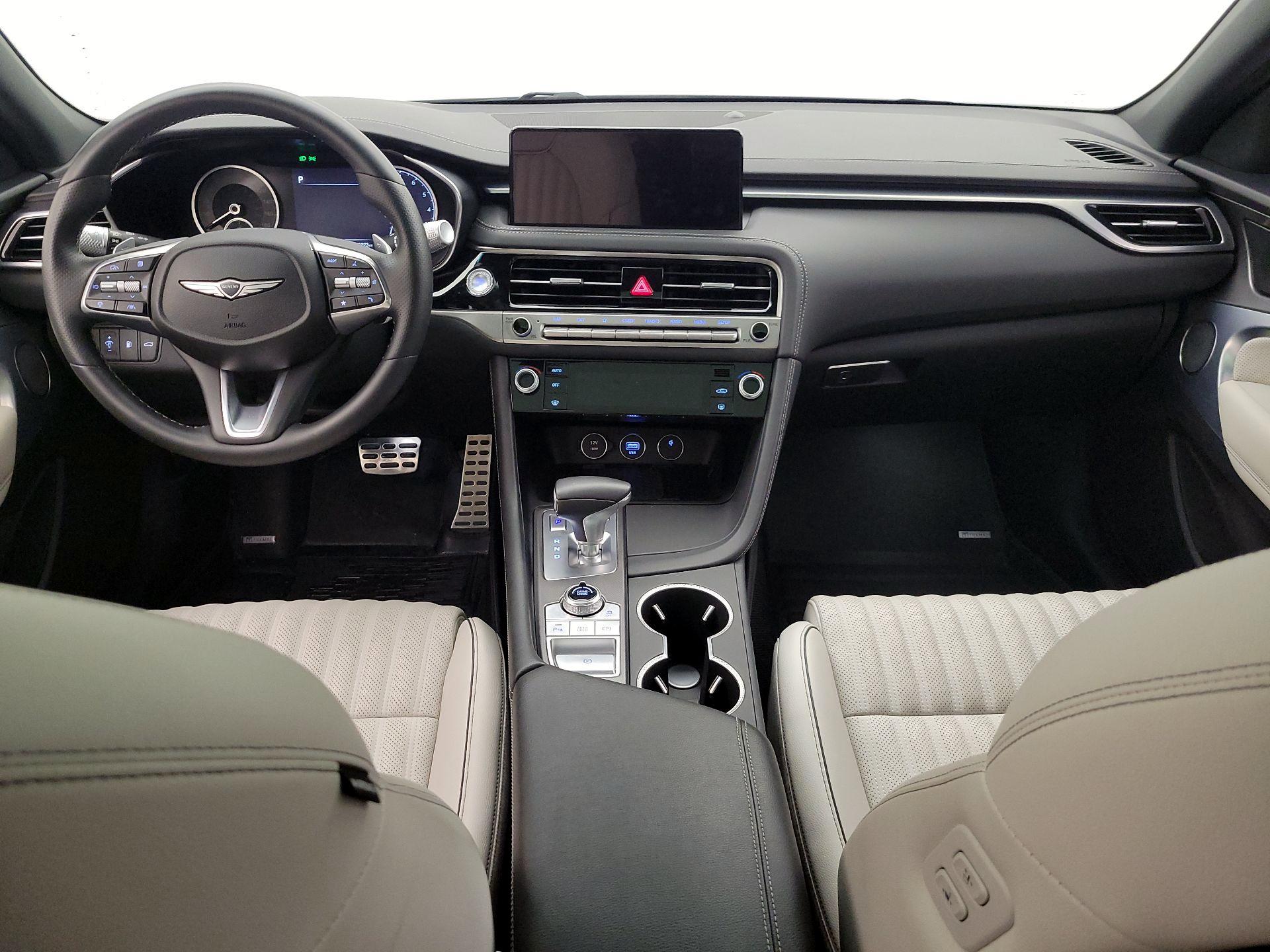 Thumbnail: 2025 Genesis G70 - 9