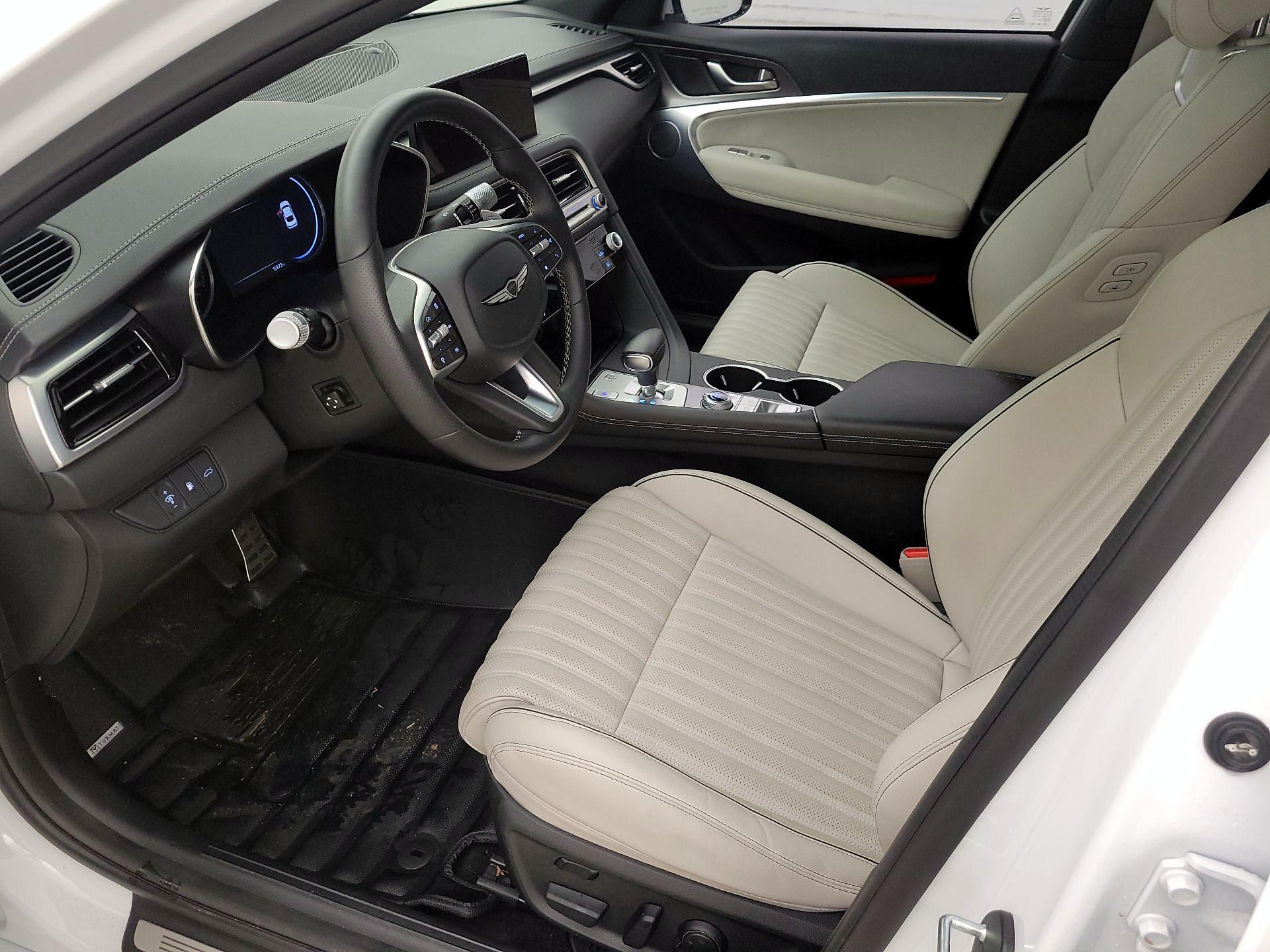 Thumbnail: 2025 Genesis G70 - 11