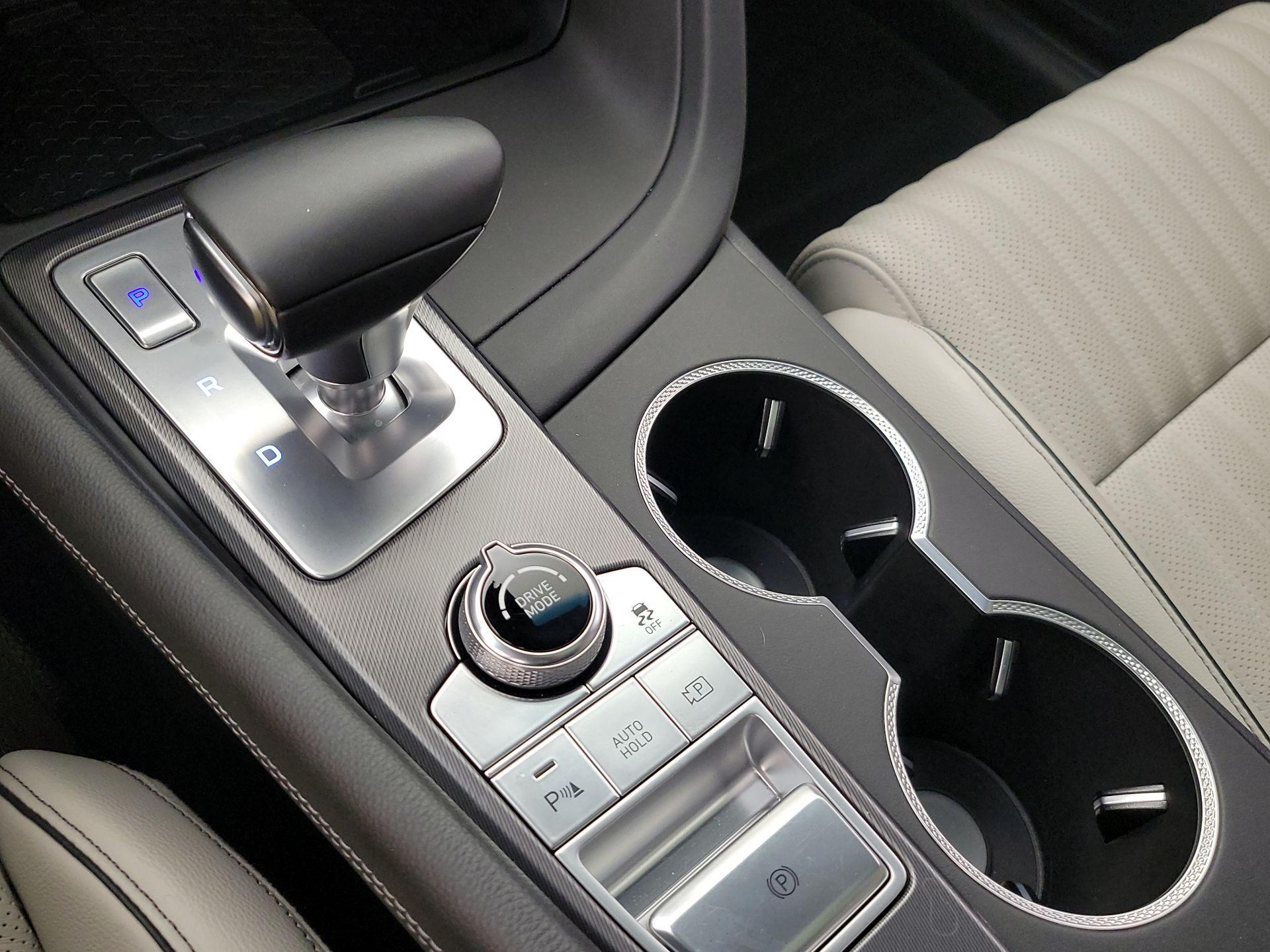 Thumbnail: 2025 Genesis G70 - 18