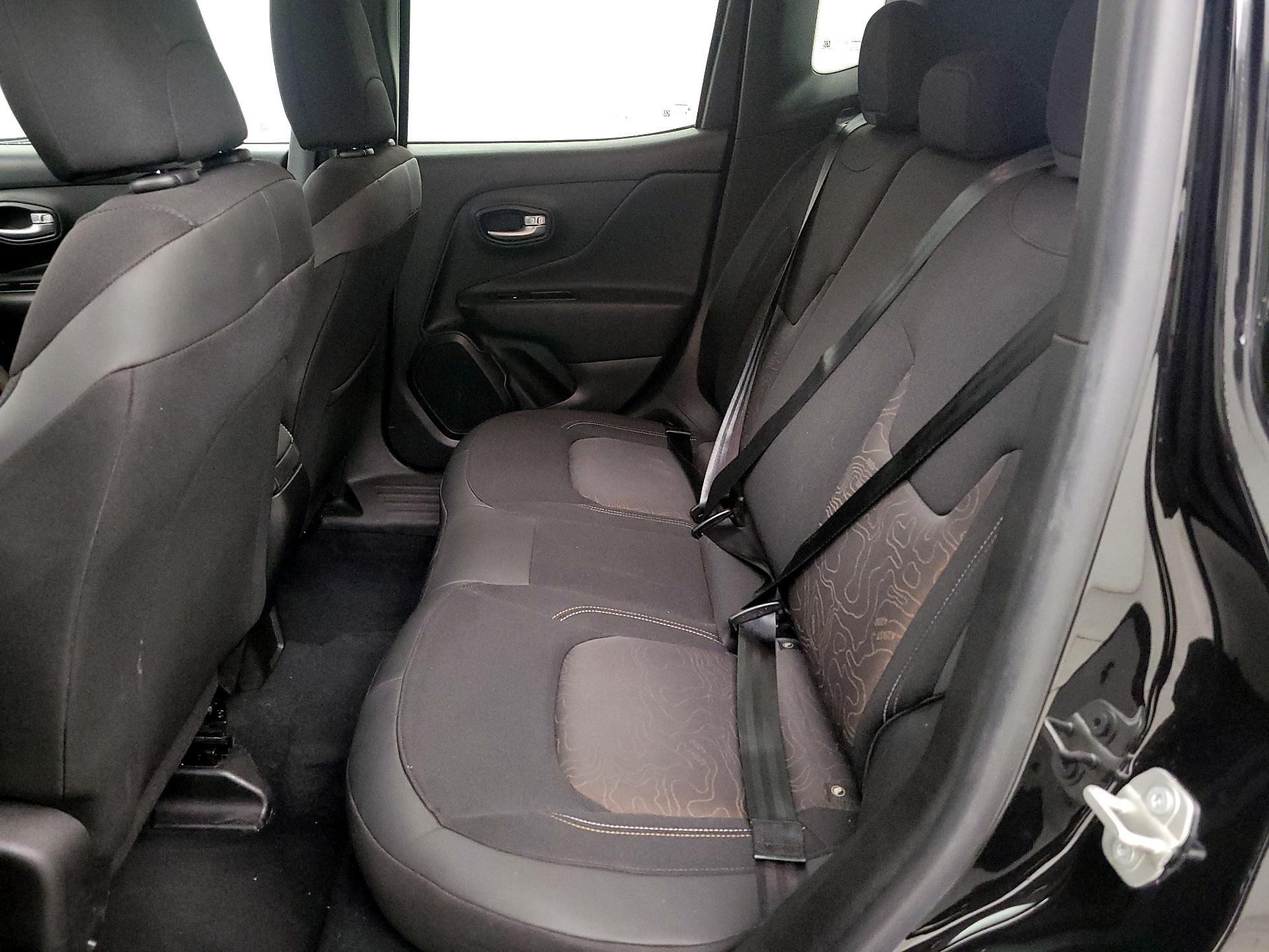 Thumbnail: 2023 Jeep Renegade - 20