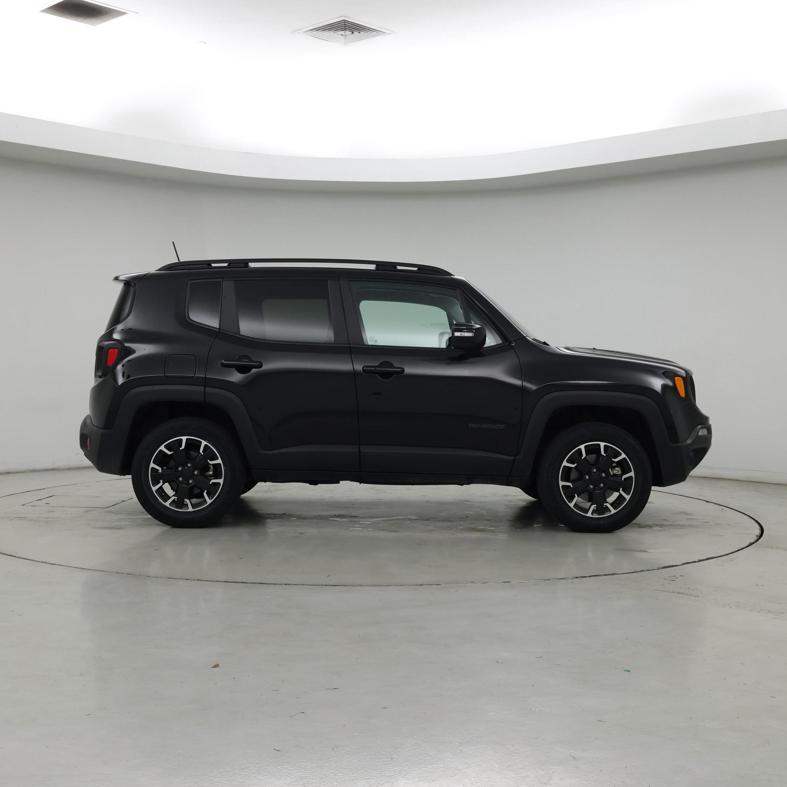 Thumbnail: 2023 Jeep Renegade - 7