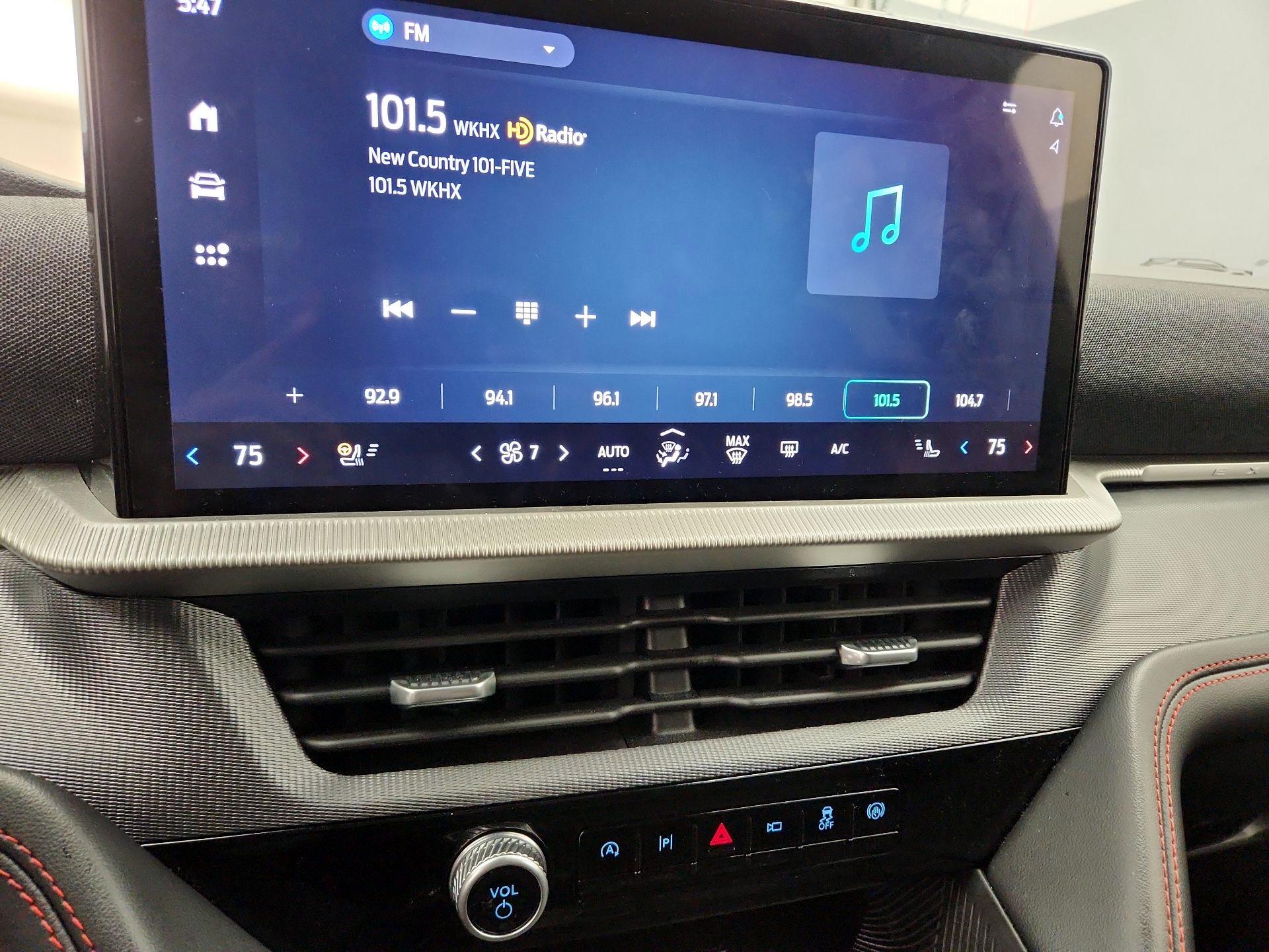 Thumbnail: 2025 Ford Explorer - 17