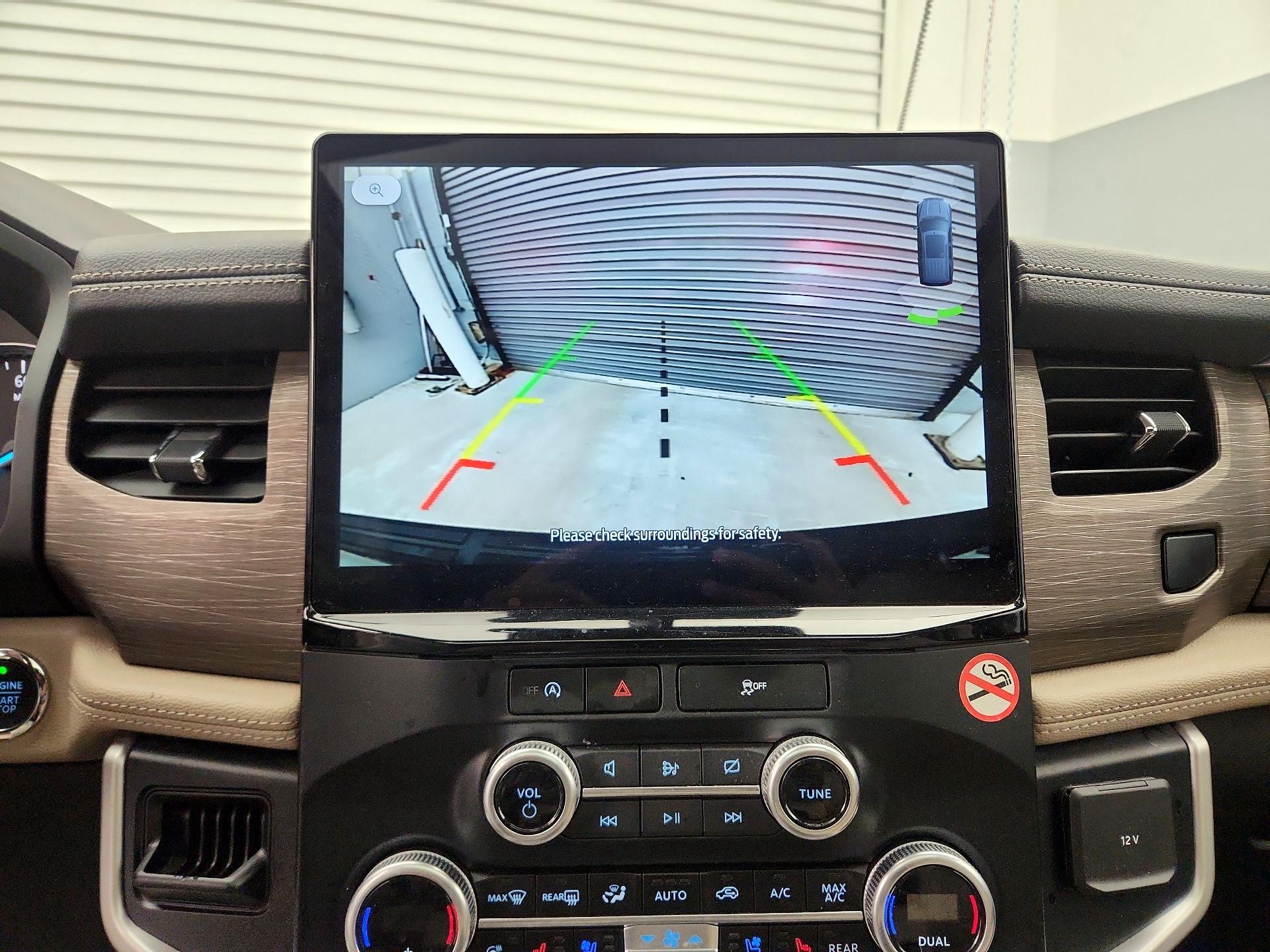 Thumbnail: 2024 Ford Expedition - 15