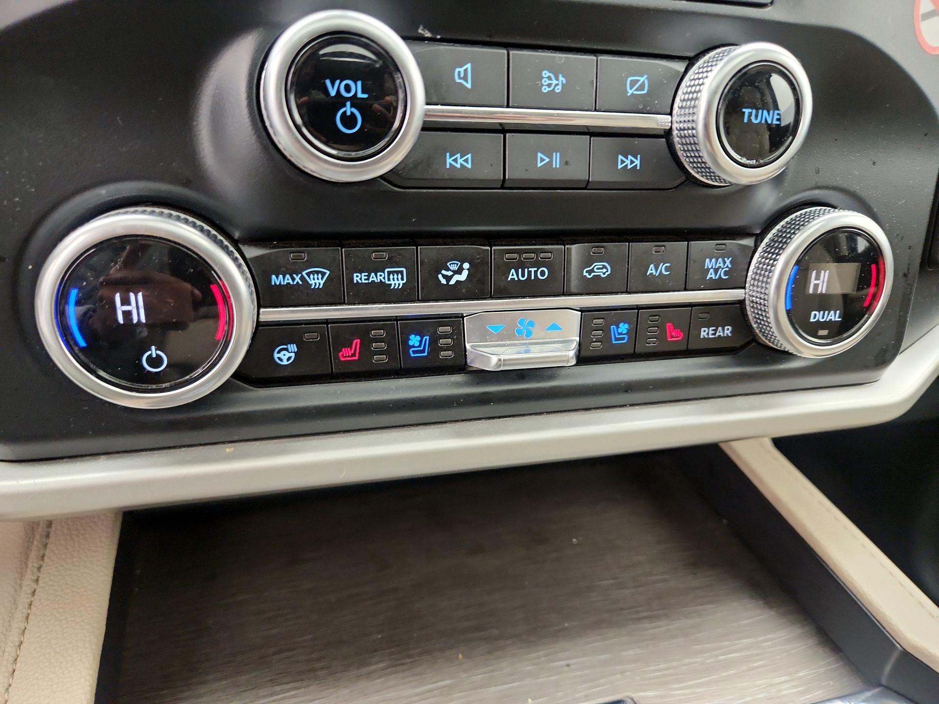 Thumbnail: 2024 Ford Expedition - 17