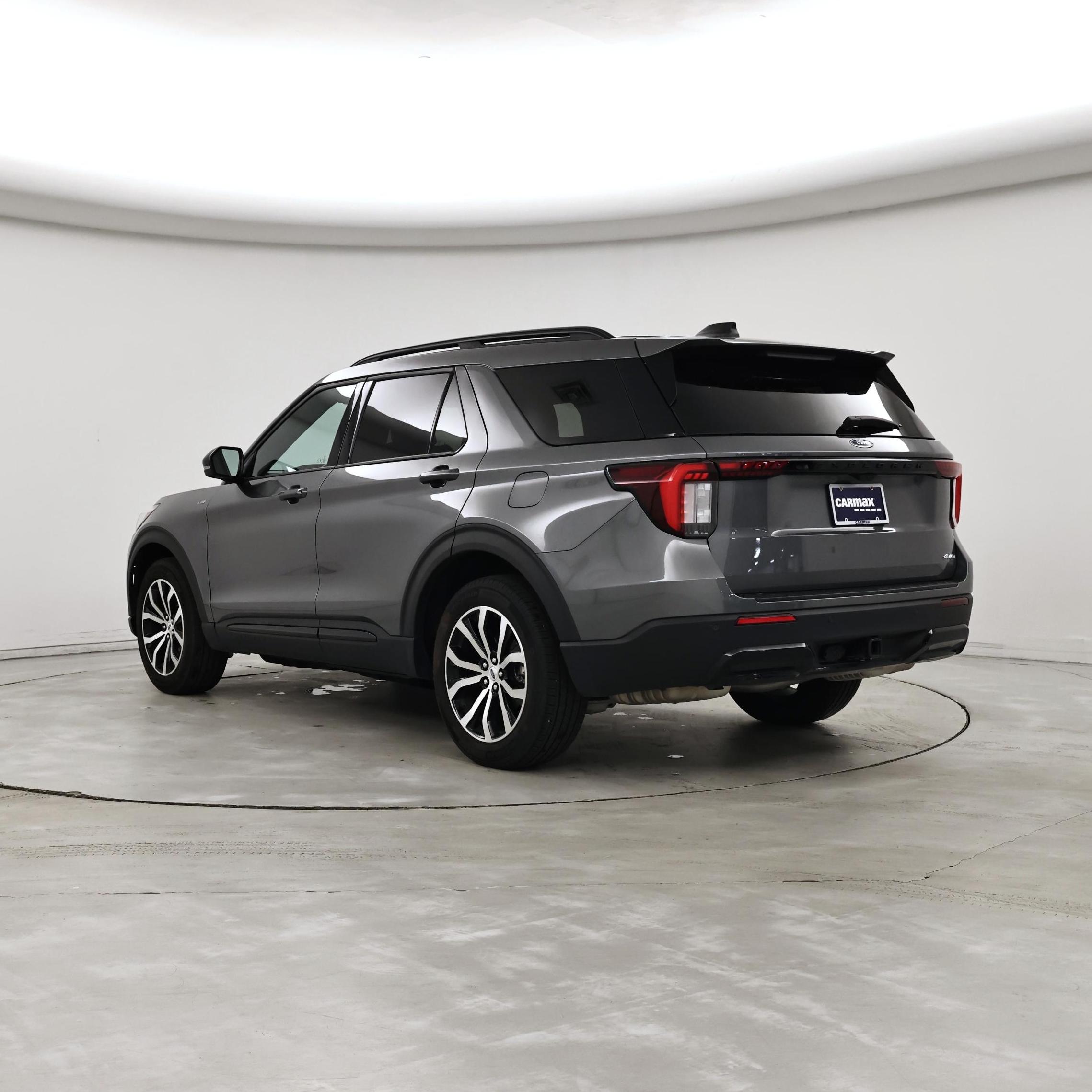 Thumbnail: 2025 Ford Explorer - 2