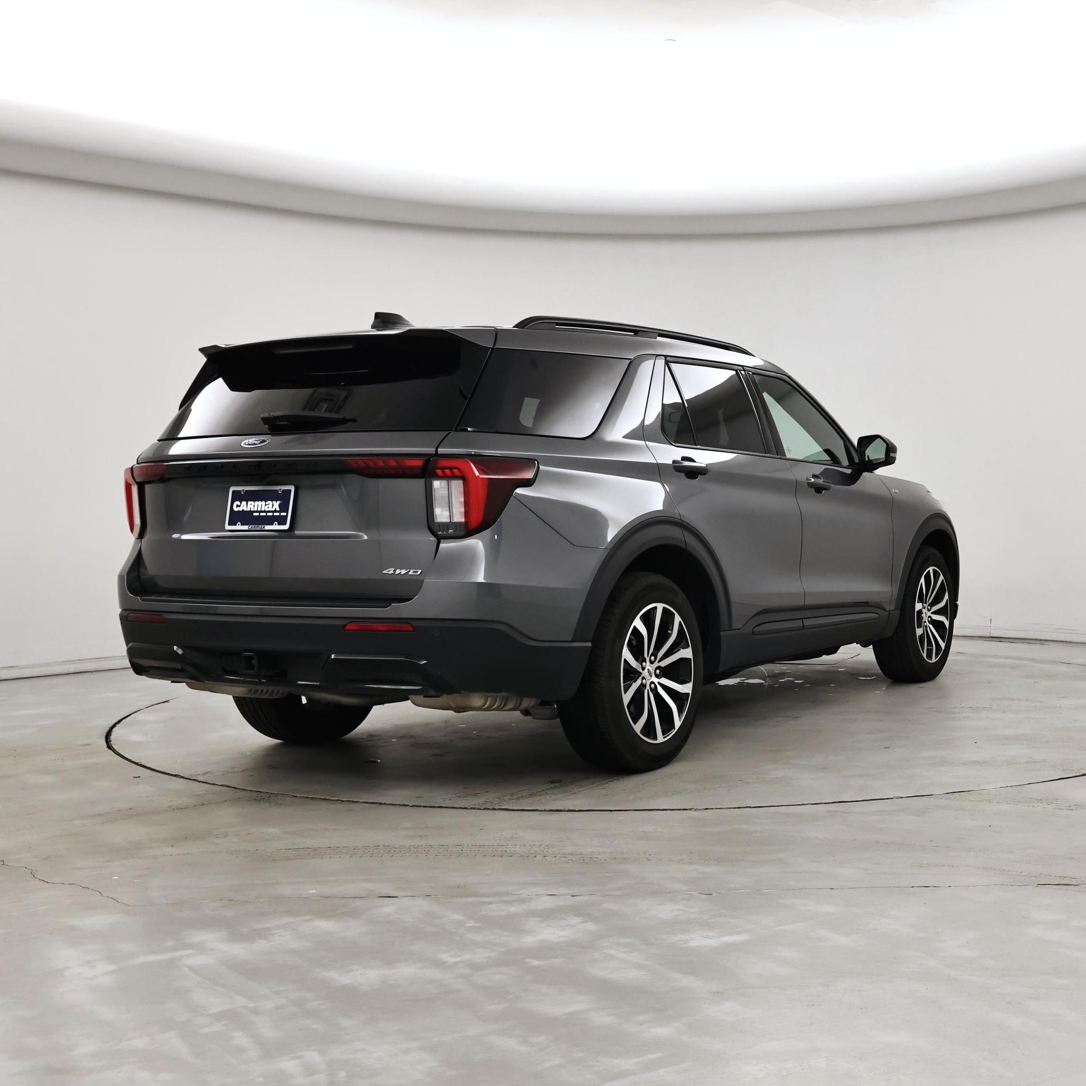 Thumbnail: 2025 Ford Explorer - 8