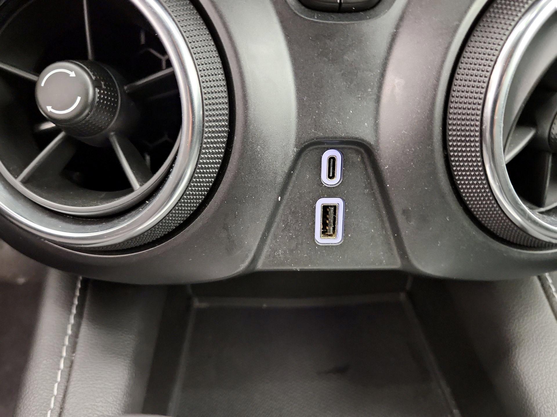 Thumbnail: 2025 Chevrolet Blazer - 18