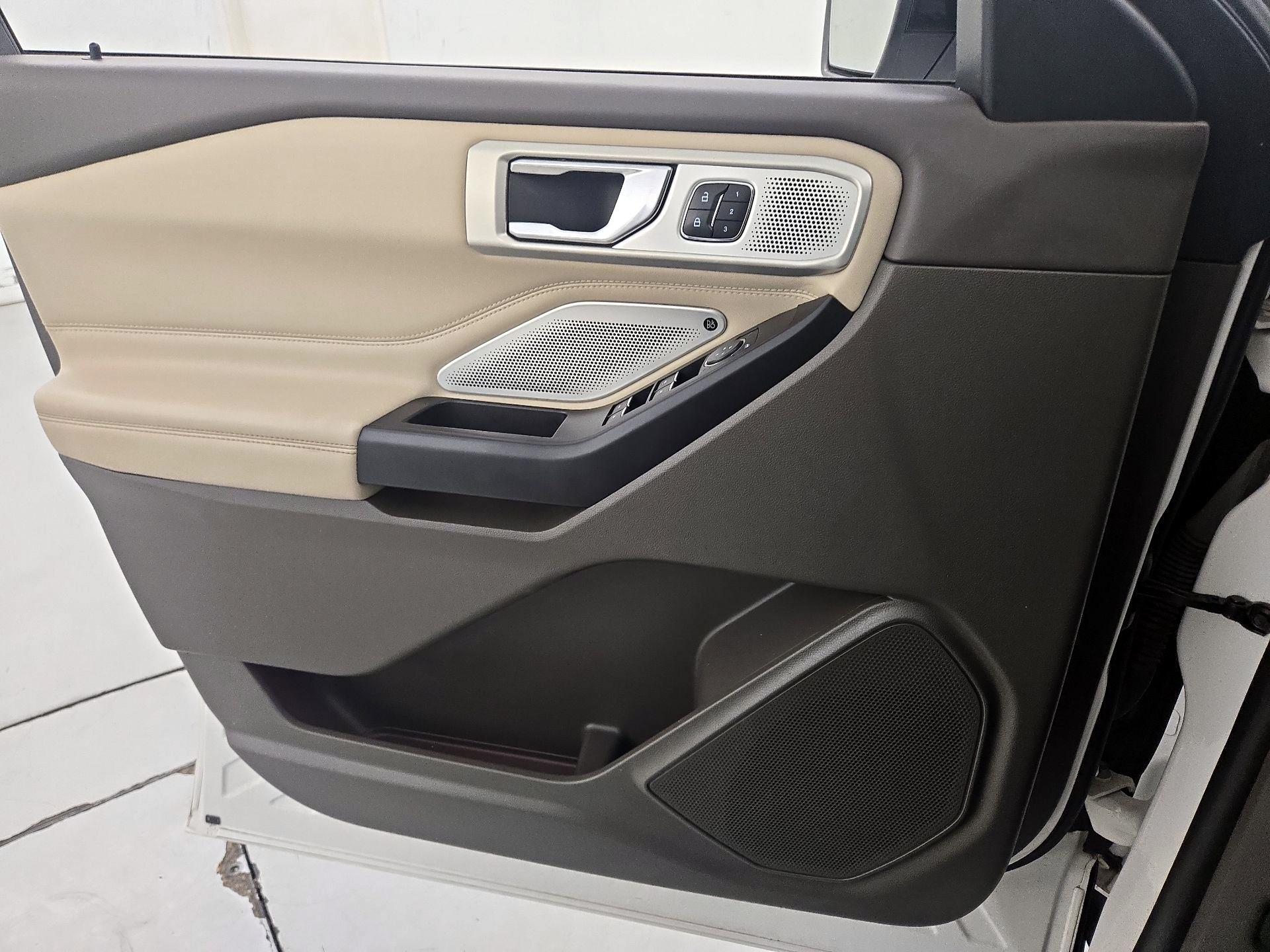 Thumbnail: 2020 Ford Explorer - 12