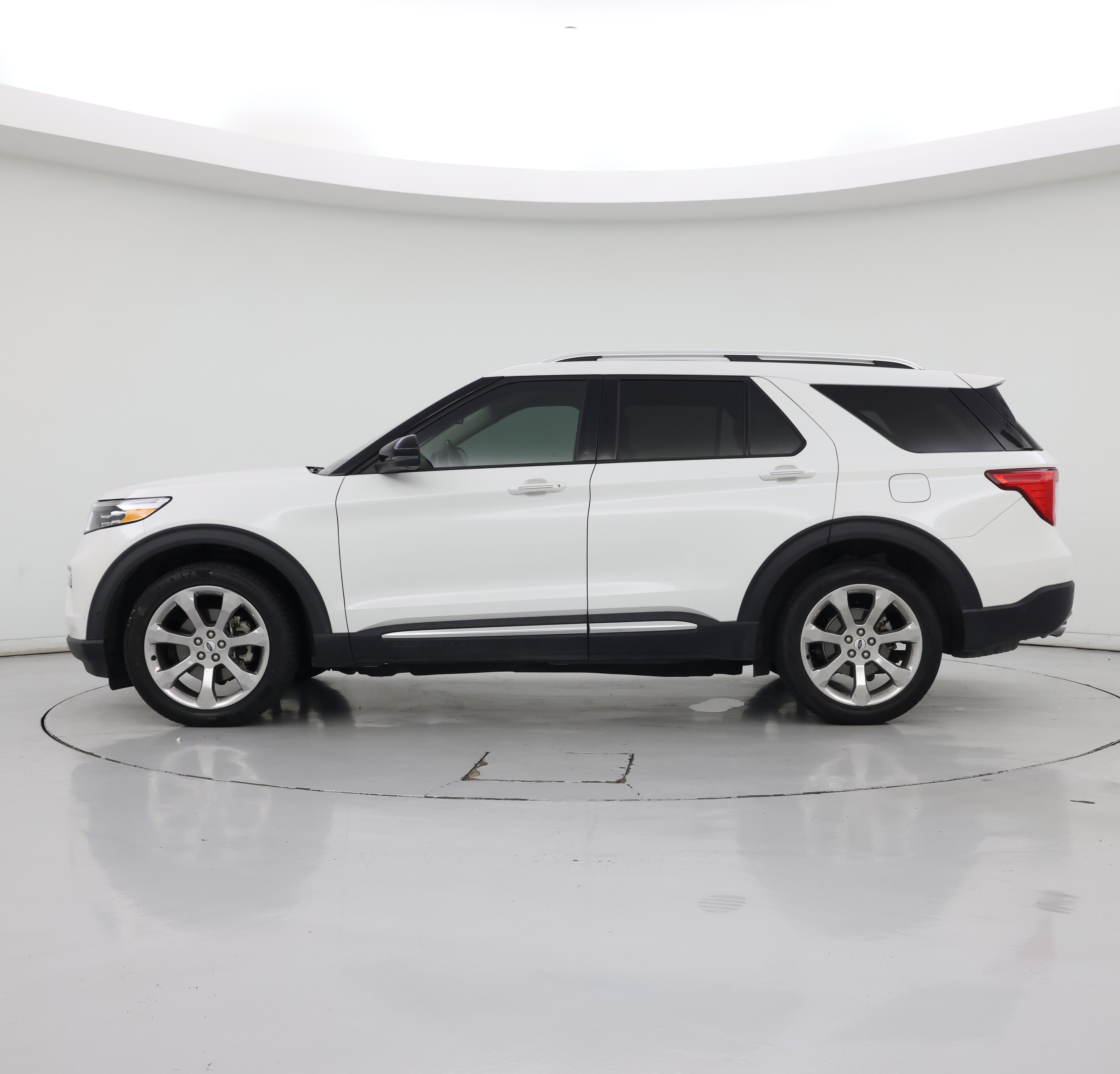 Thumbnail: 2020 Ford Explorer - 3