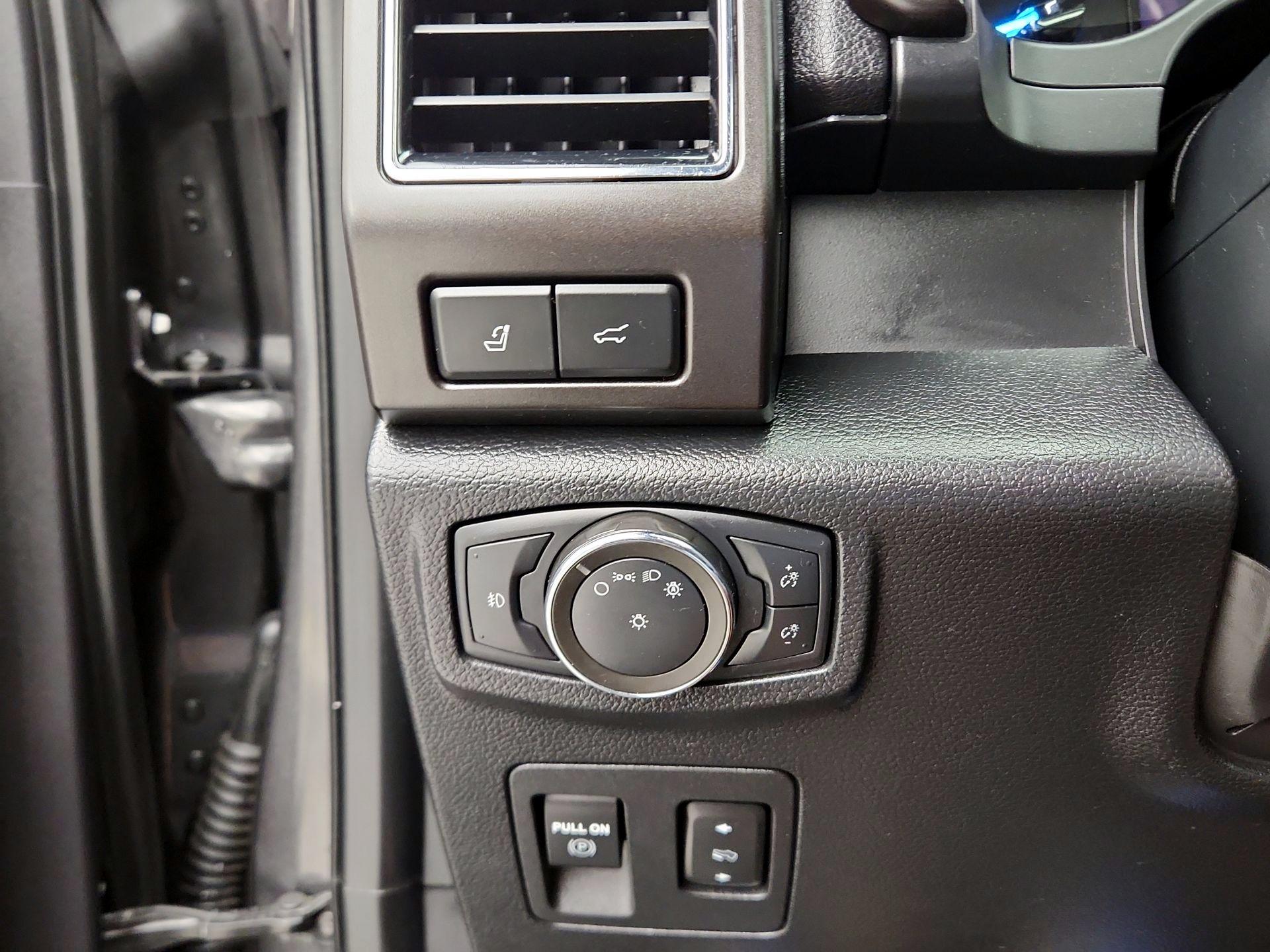 Thumbnail: 2021 Ford Expedition - 13