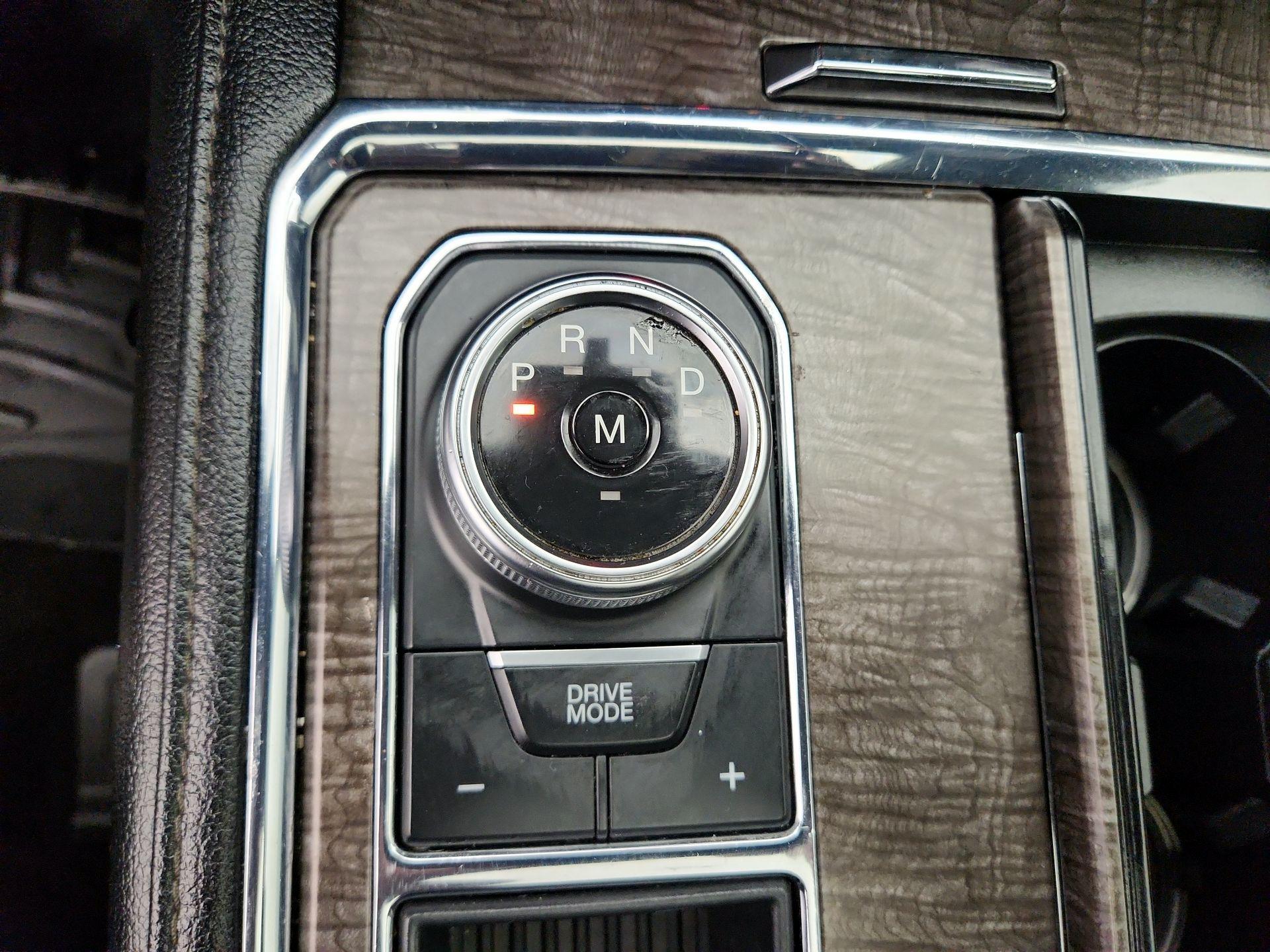 Thumbnail: 2021 Ford Expedition - 18