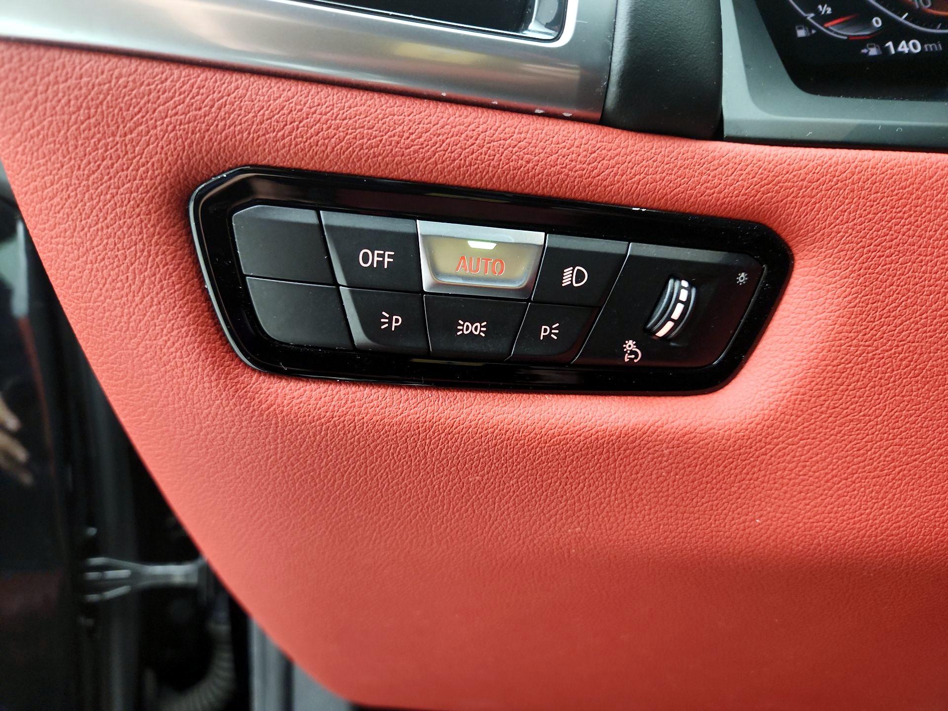 Thumbnail: 2020 BMW 8 Series - 13