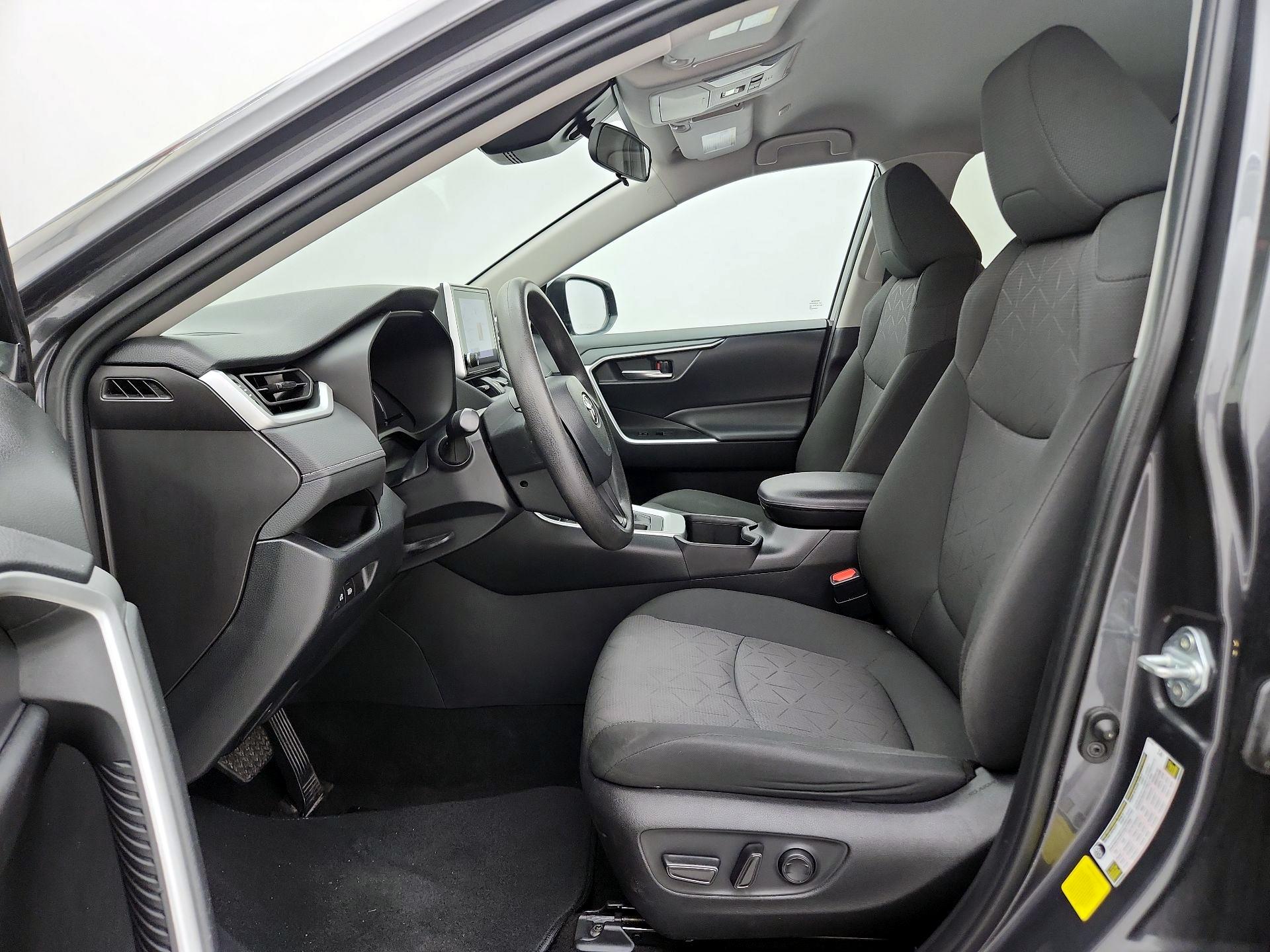 Thumbnail: 2024 Toyota RAV4 - 11