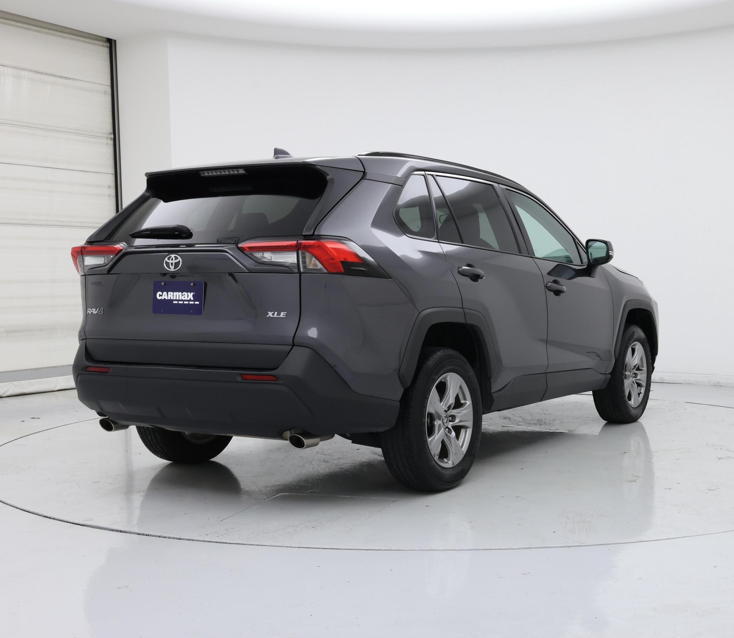 Thumbnail: 2024 Toyota RAV4 - 8