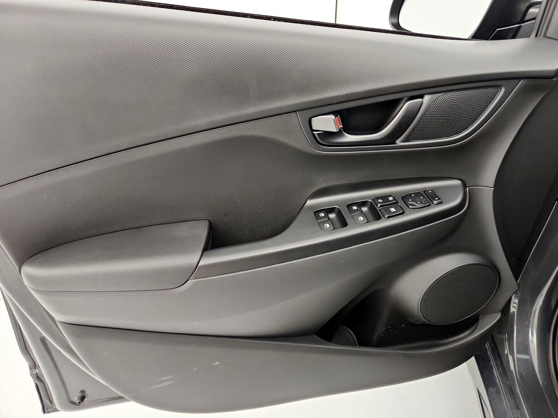 Thumbnail: 2023 Hyundai Kona - 12