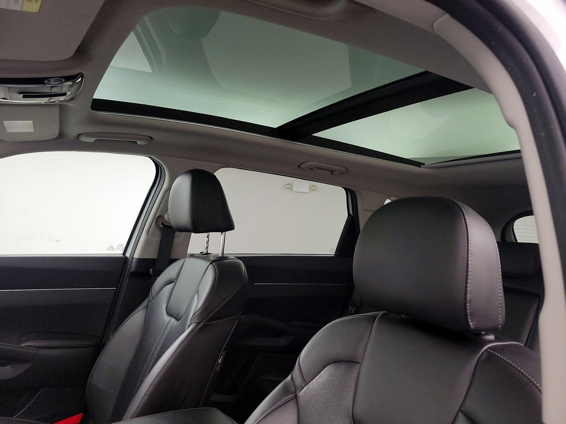 Thumbnail: 2023 Kia Sorento - 20