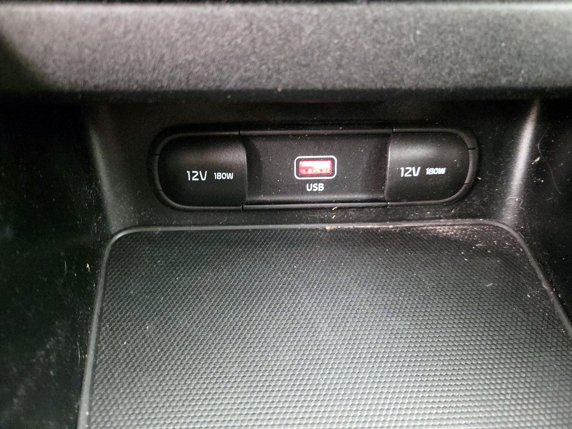 Thumbnail: 2023 Kia Forte - 18