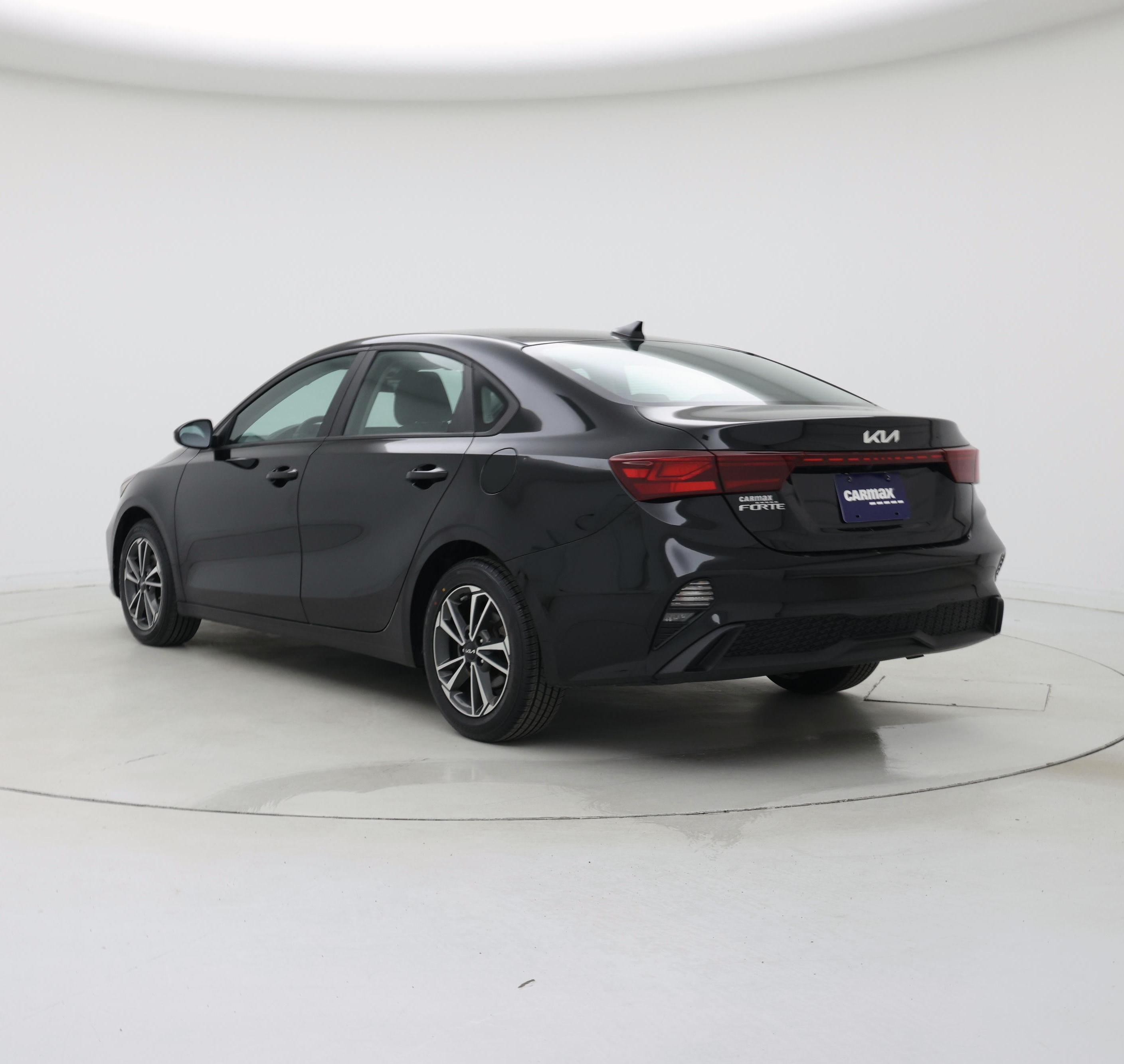 Thumbnail: 2023 Kia Forte - 2