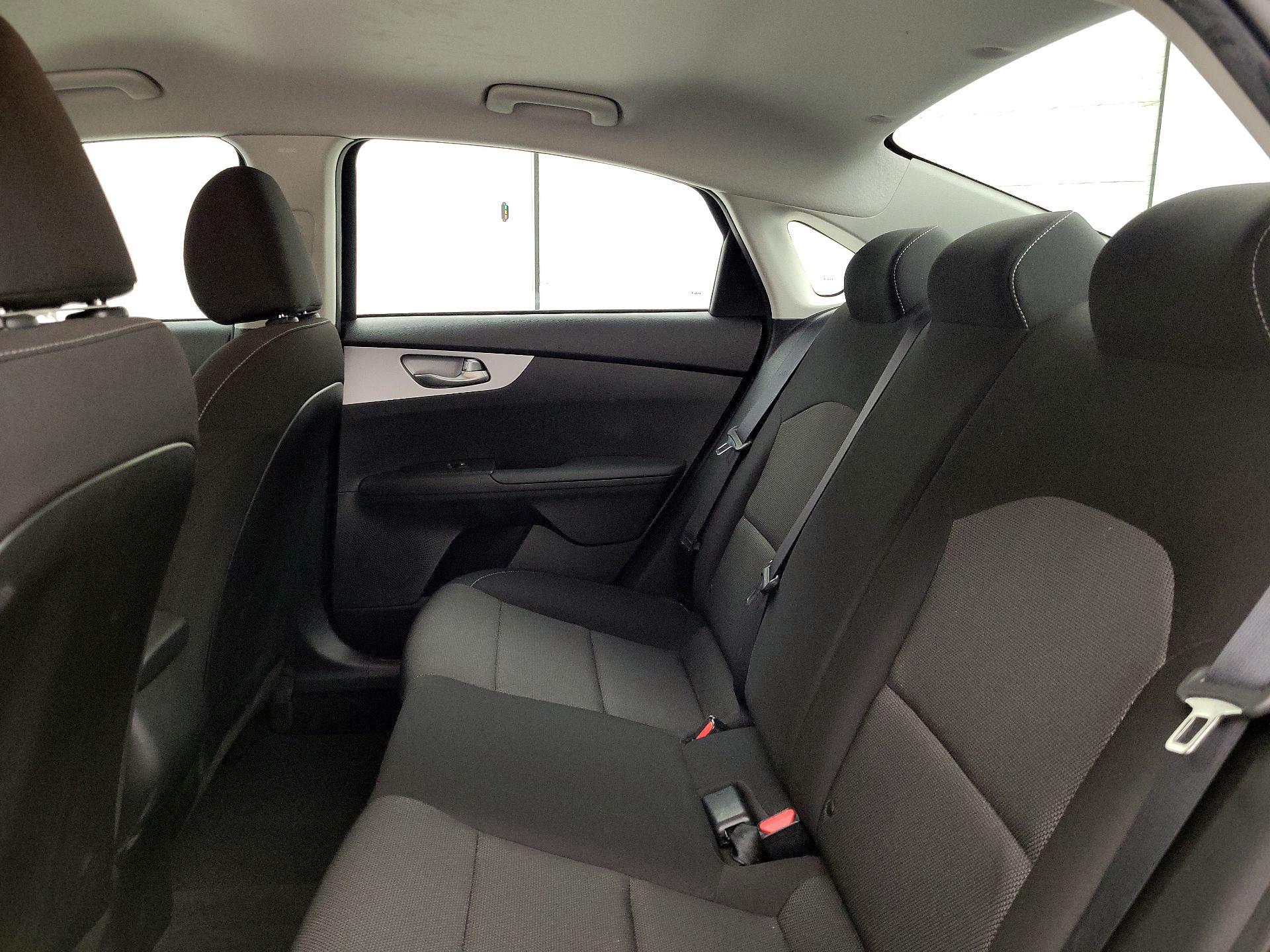 Thumbnail: 2023 Kia Forte - 19