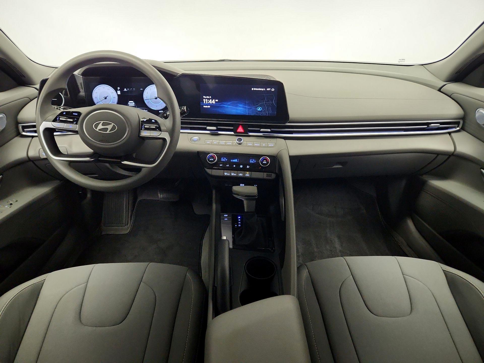 Thumbnail: 2024 Hyundai Elantra - 9