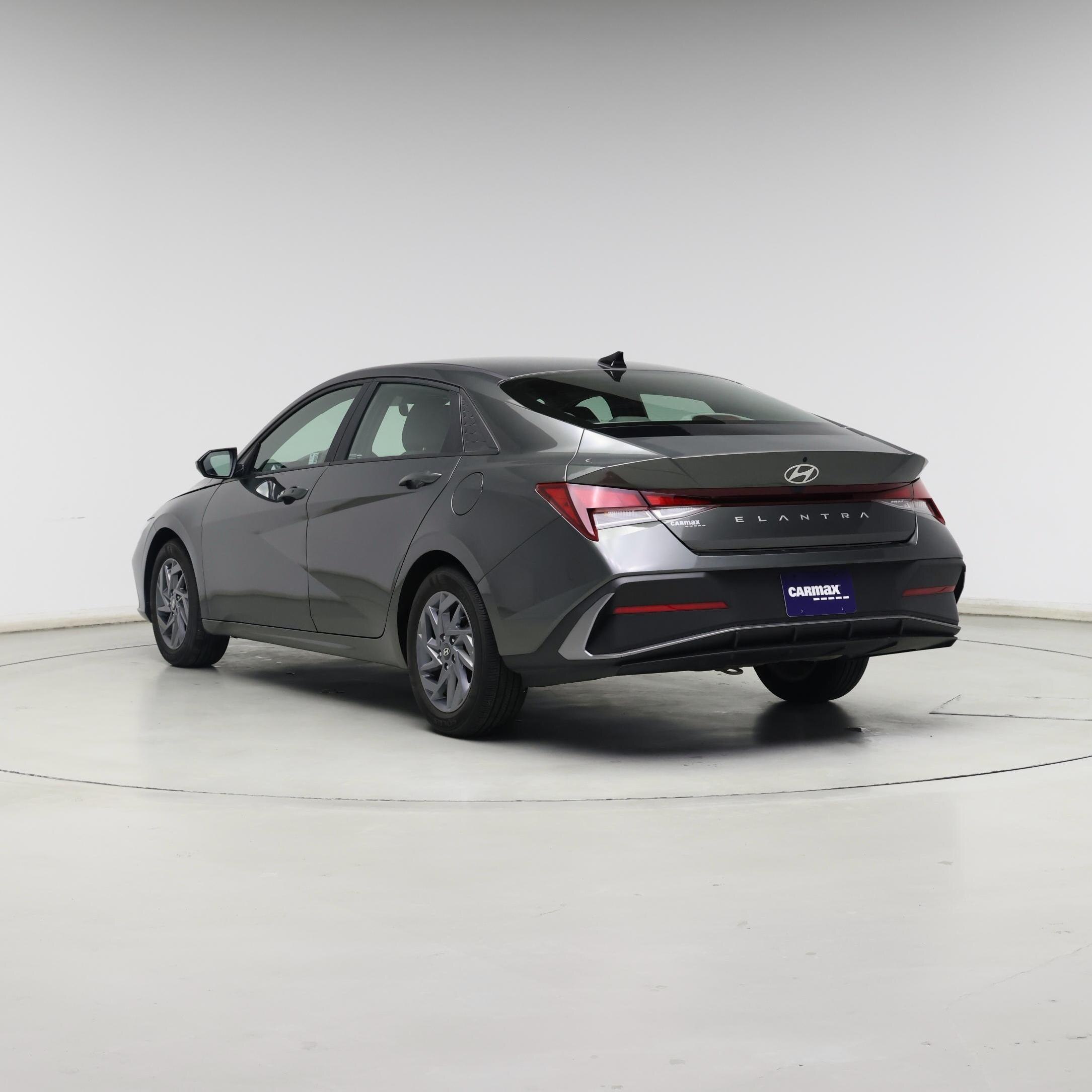 Thumbnail: 2024 Hyundai Elantra - 2