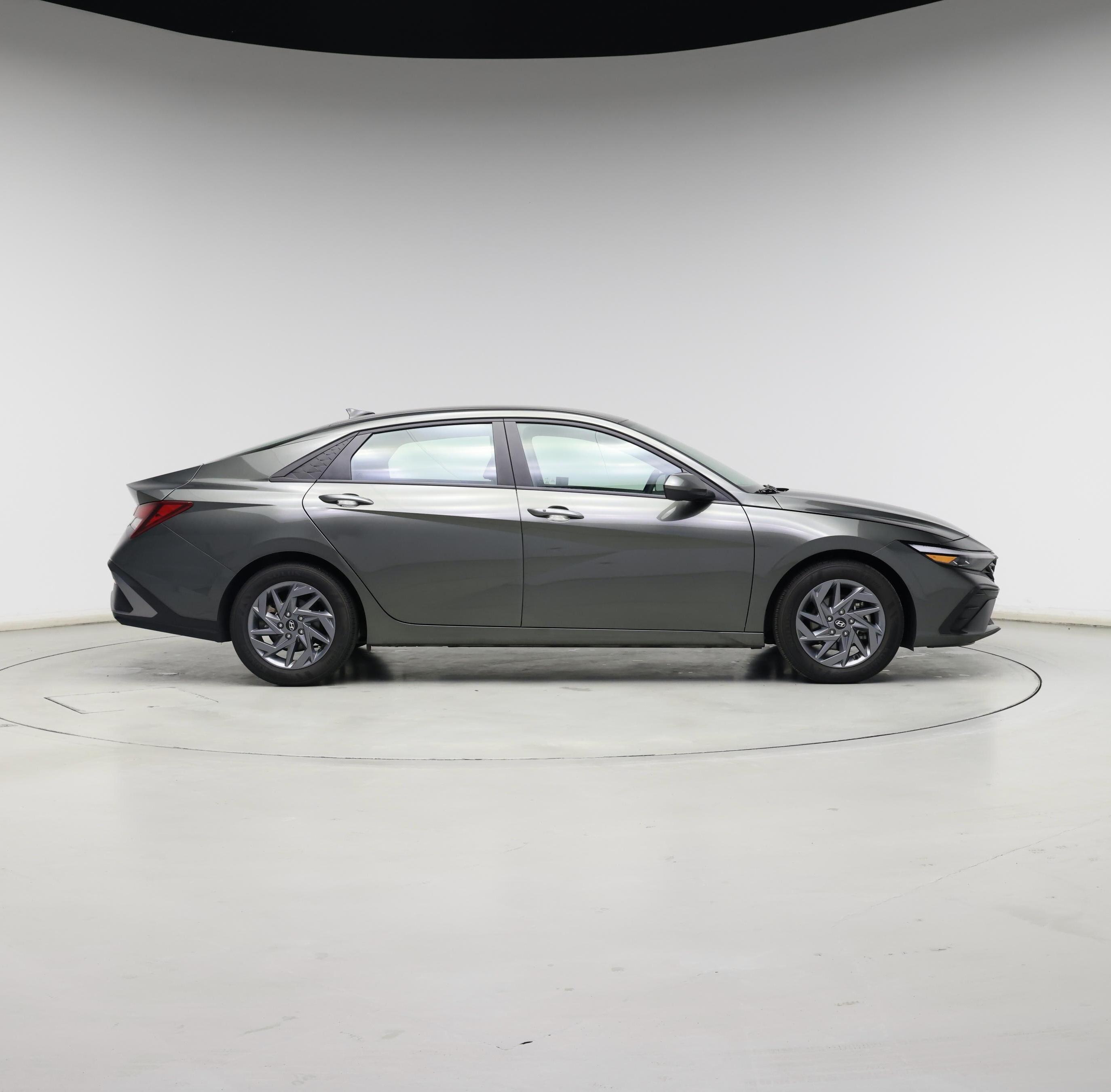 Thumbnail: 2024 Hyundai Elantra - 7