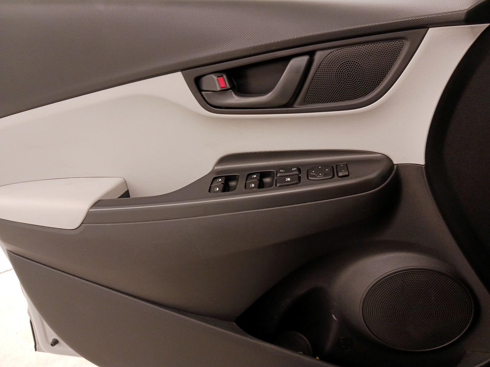 Thumbnail: 2023 Hyundai Kona - 12