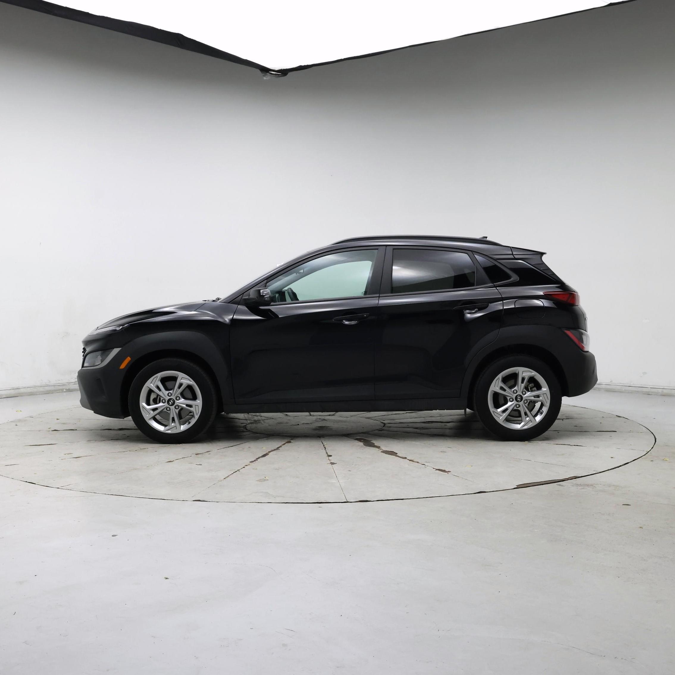 Thumbnail: 2023 Hyundai Kona - 3