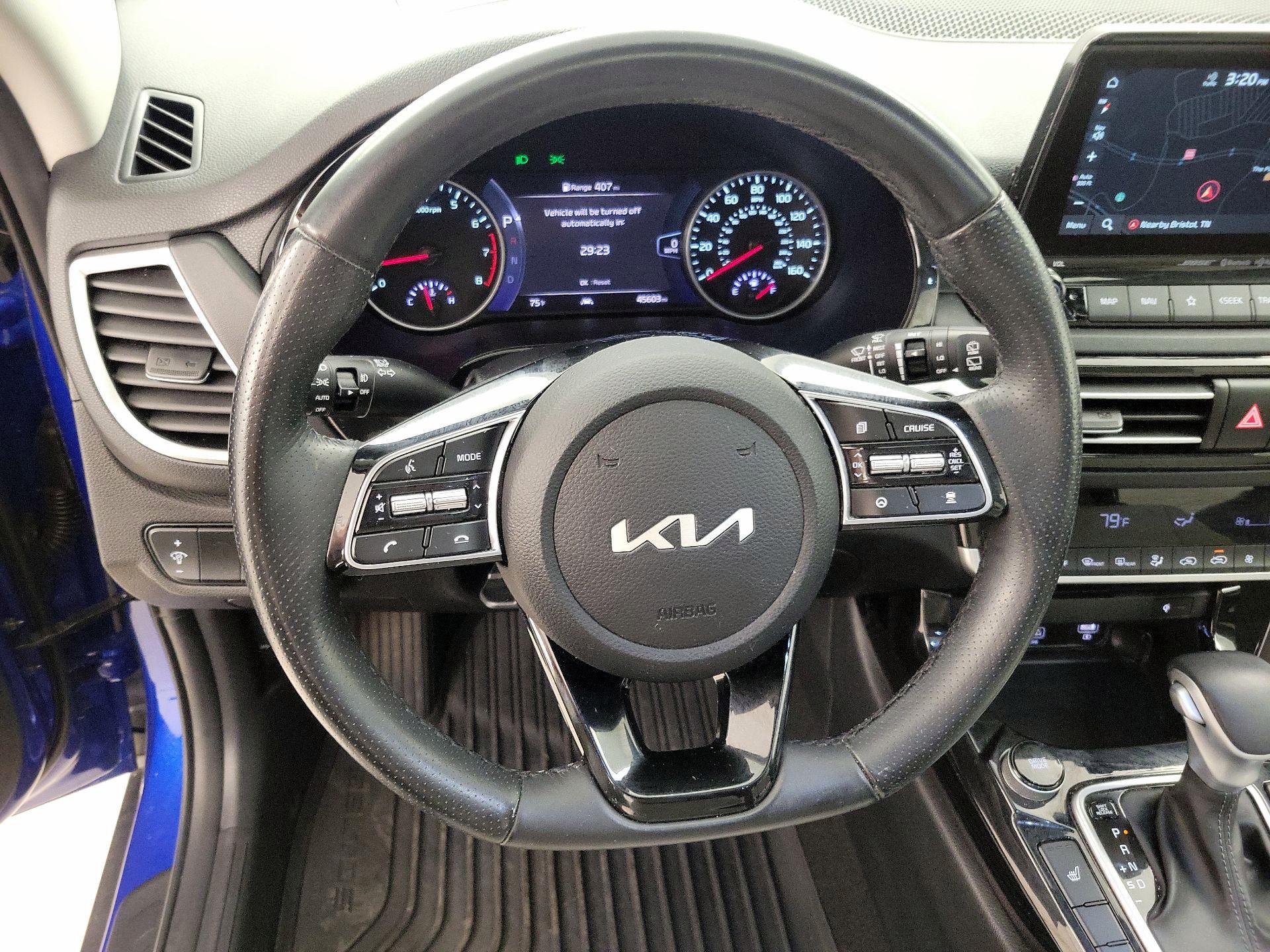 Thumbnail: 2023 Kia Seltos - 10