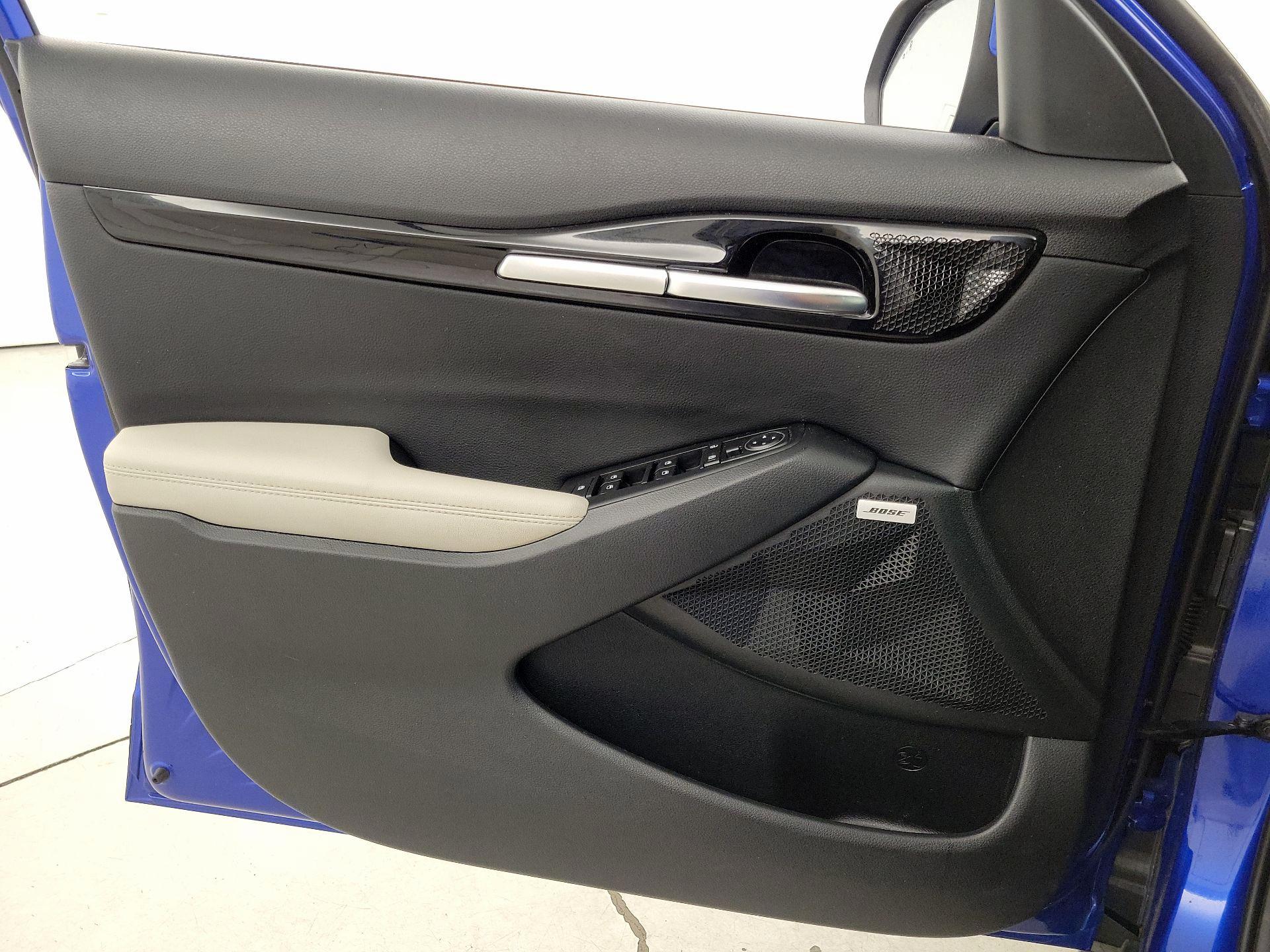 Thumbnail: 2023 Kia Seltos - 12