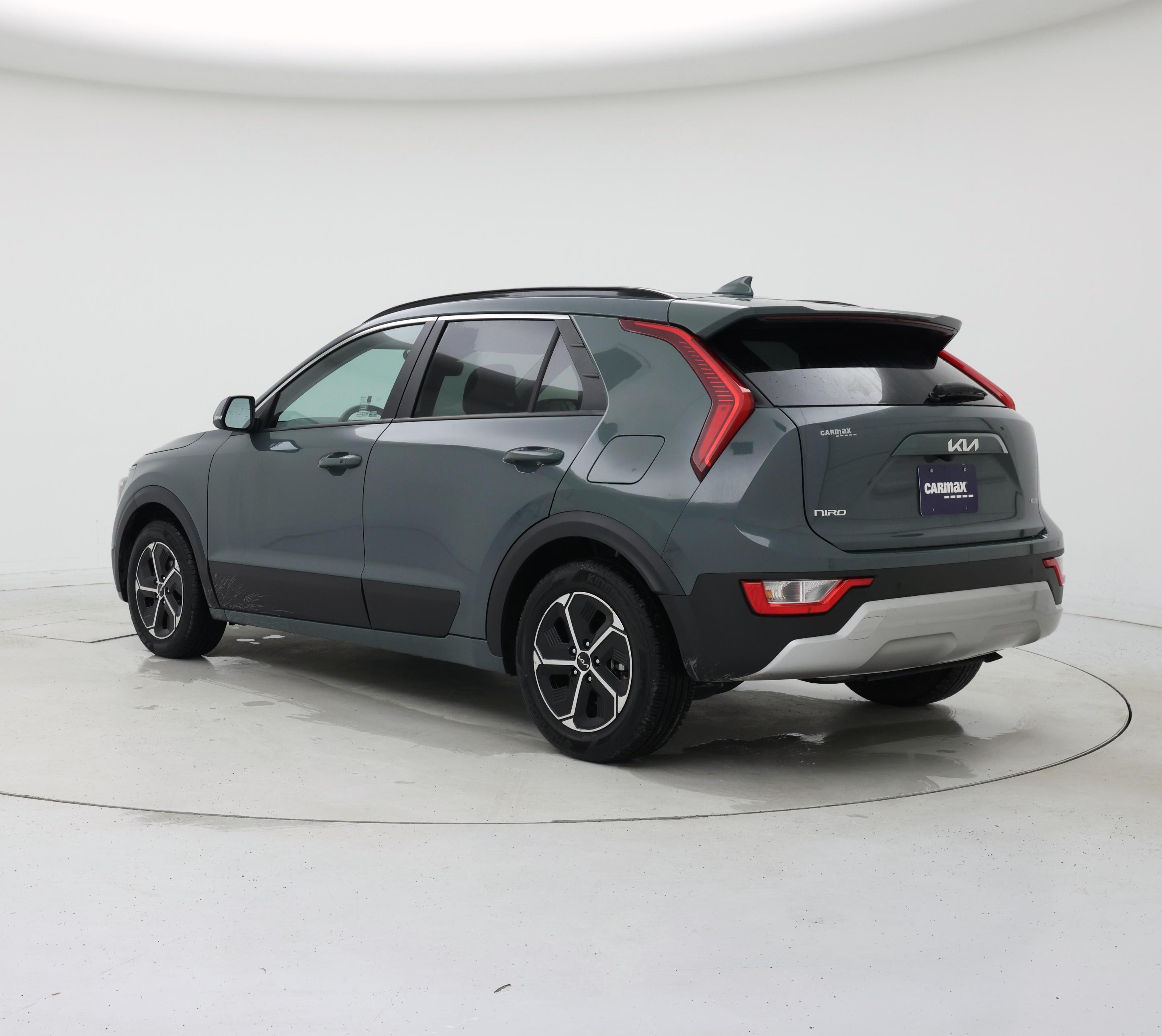 Thumbnail: 2023 Kia Niro - 2