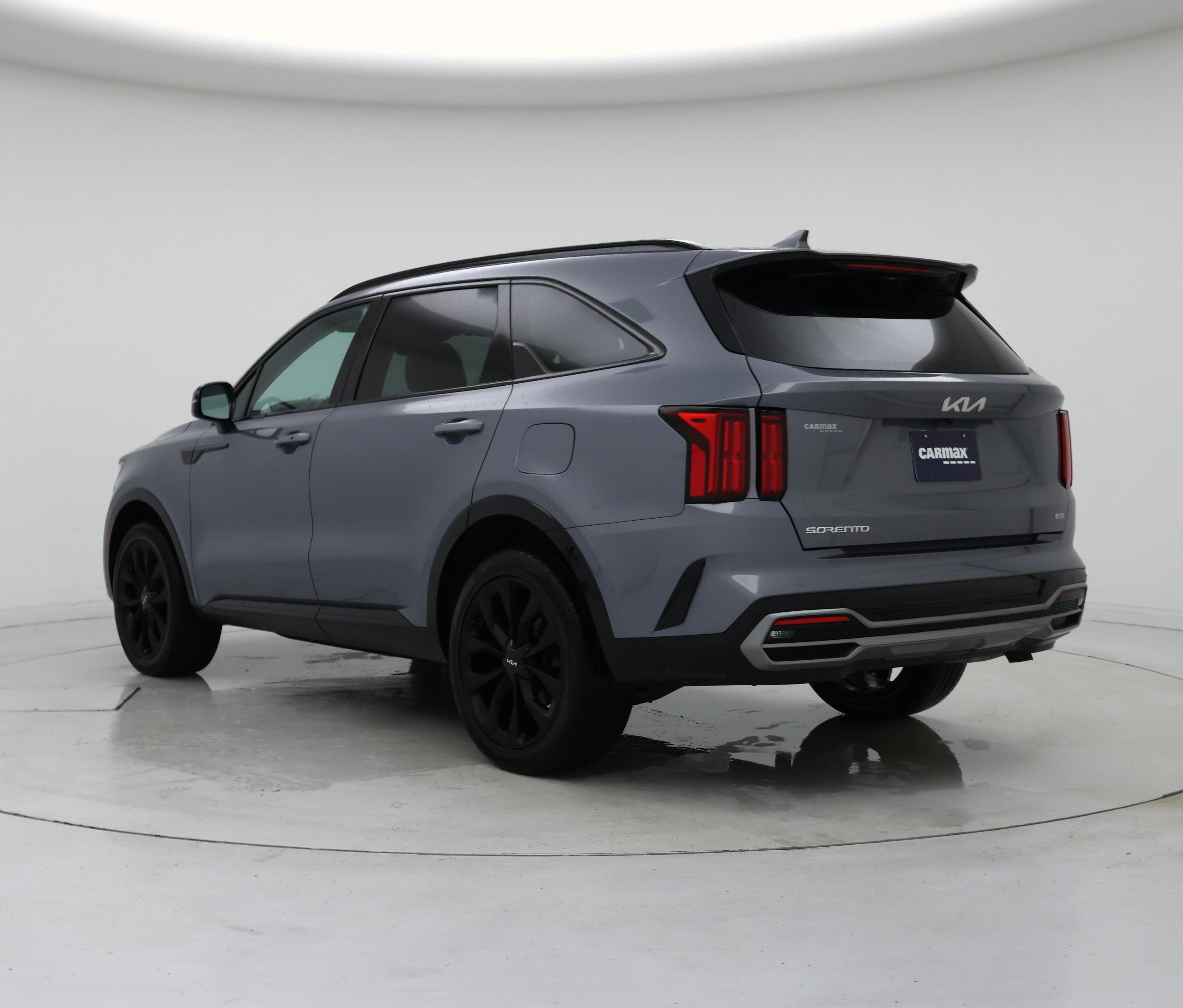 Thumbnail: 2023 Kia Sorento - 2