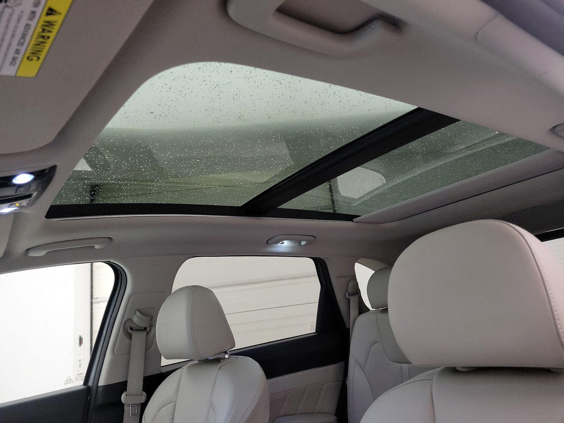 Thumbnail: 2023 Kia Sorento - 20