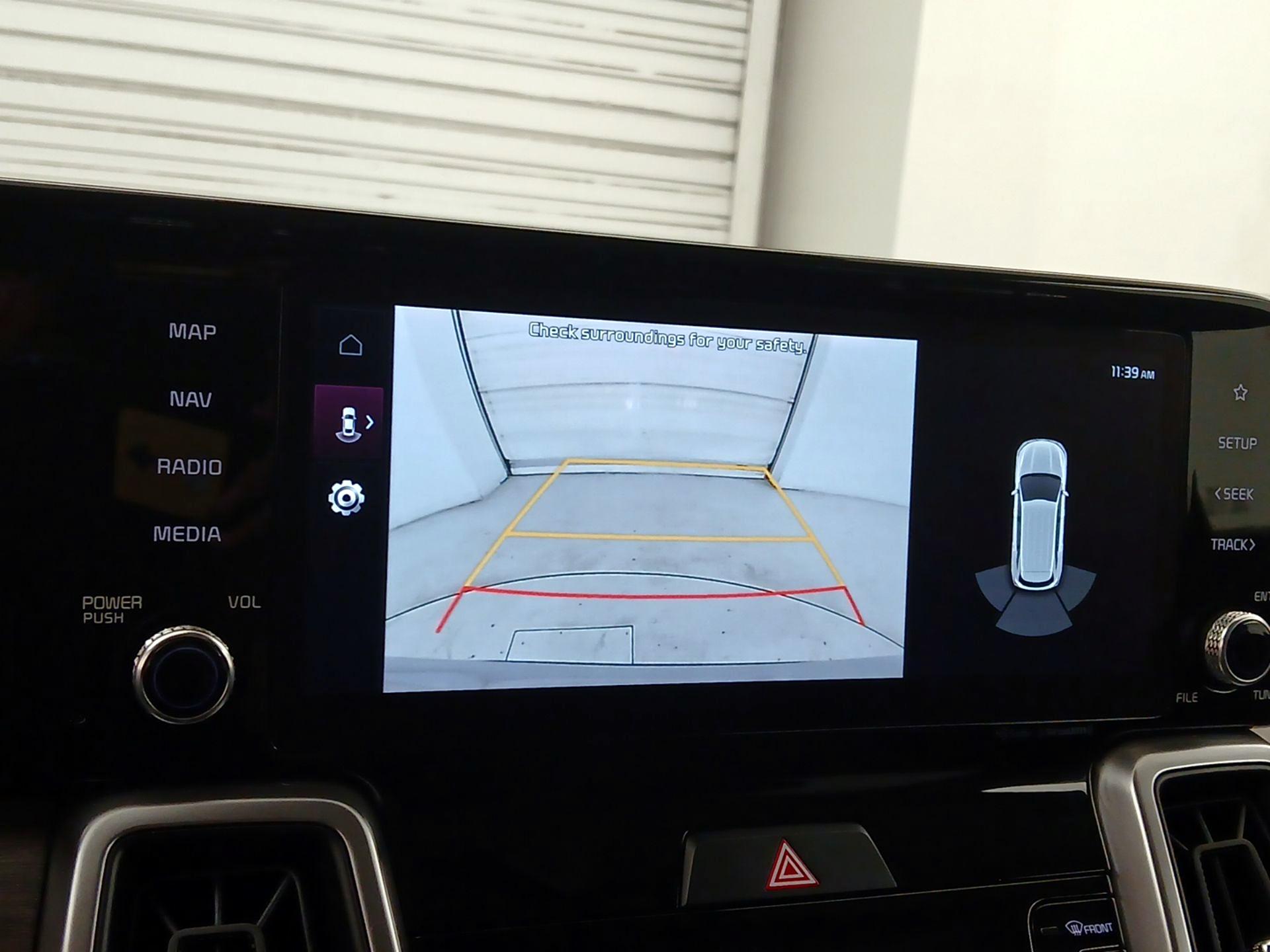 Thumbnail: 2023 Kia Sorento - 15