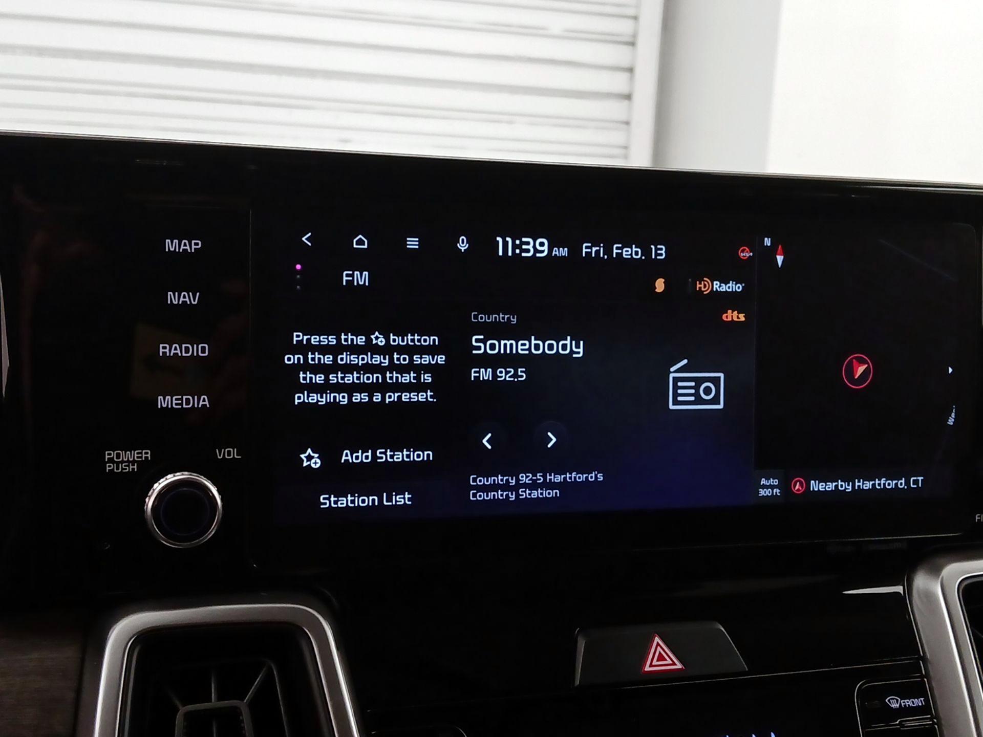 Thumbnail: 2023 Kia Sorento - 16