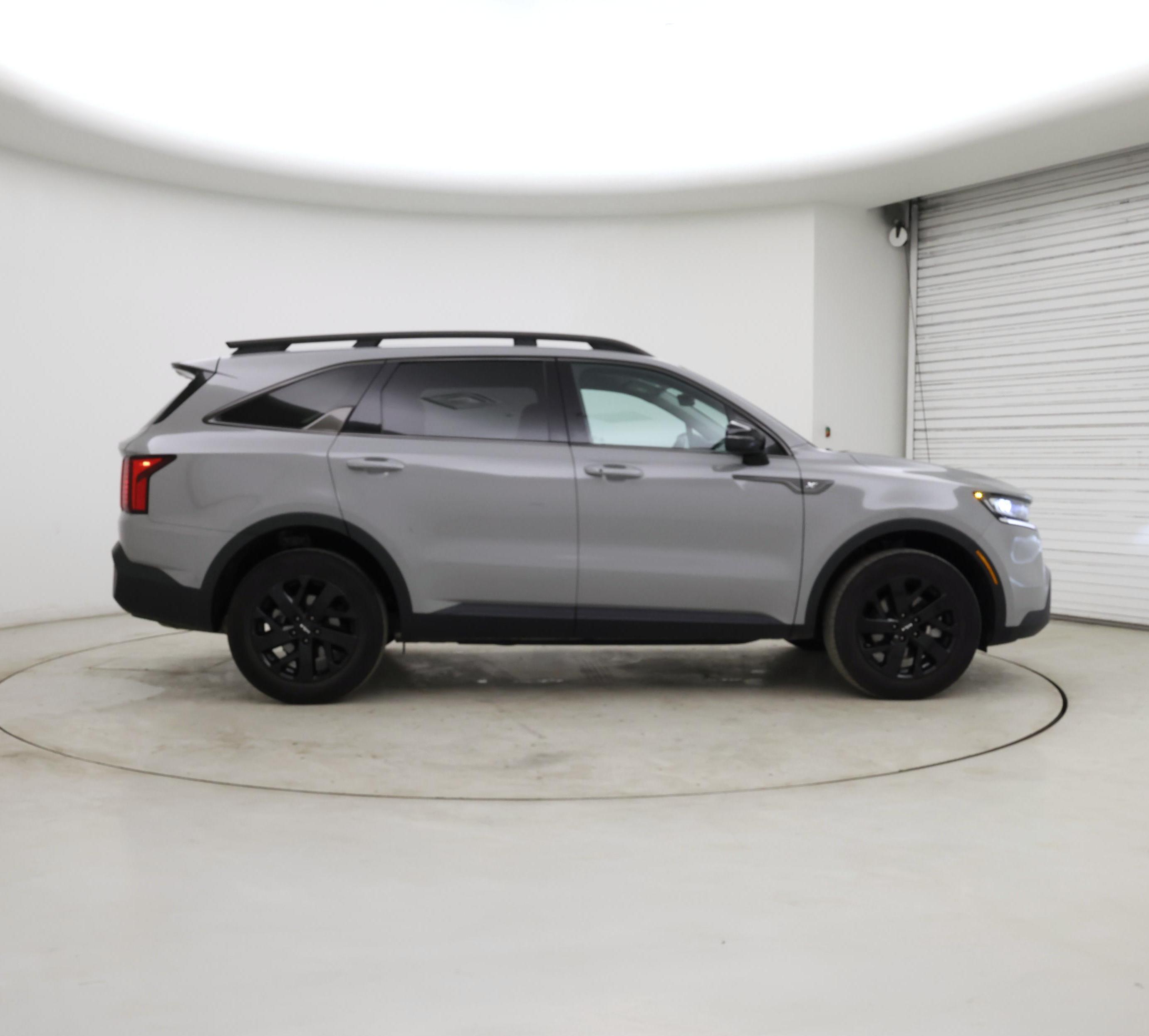 Thumbnail: 2023 Kia Sorento - 7