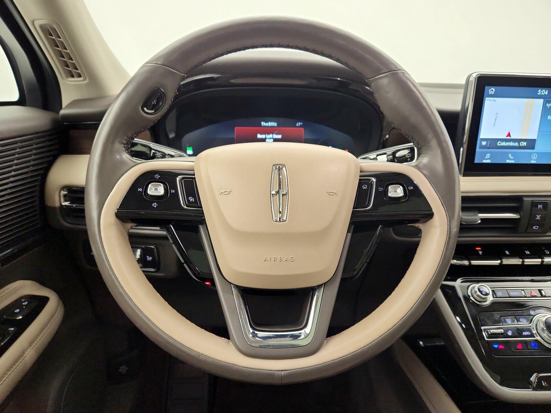 Thumbnail: 2022 Lincoln Corsair - 10