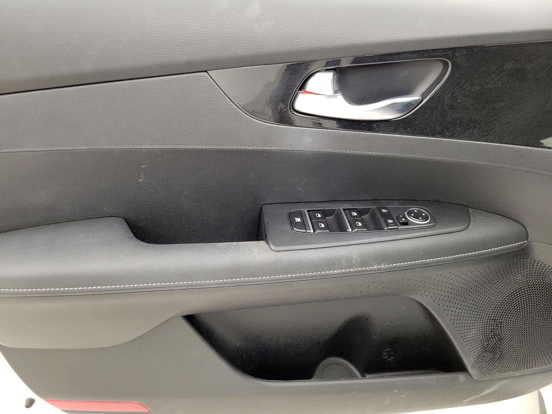 Thumbnail: 2023 Kia Forte - 12