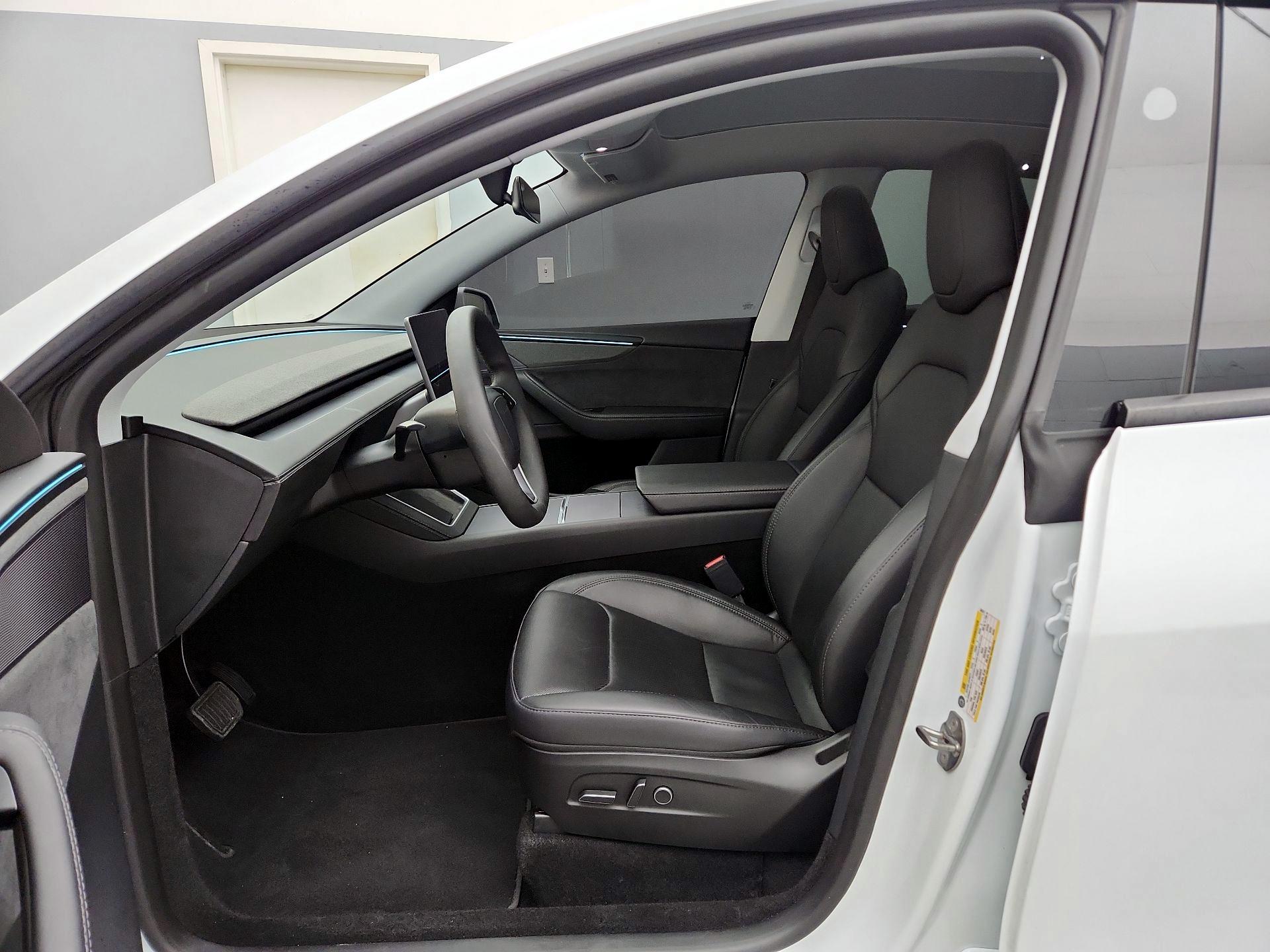 Thumbnail: 2026 Tesla Model Y - 11