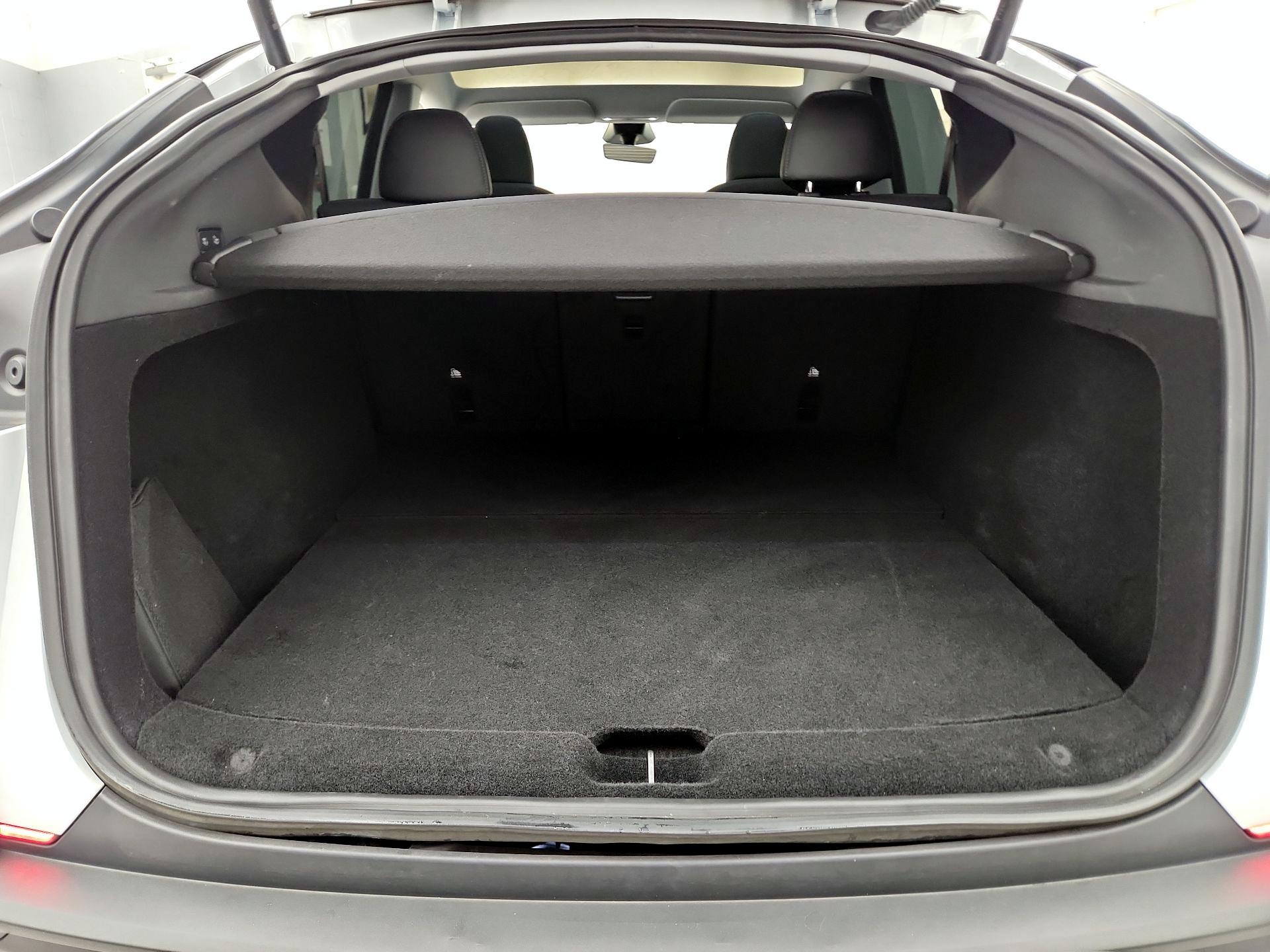 Thumbnail: 2026 Tesla Model Y - 19