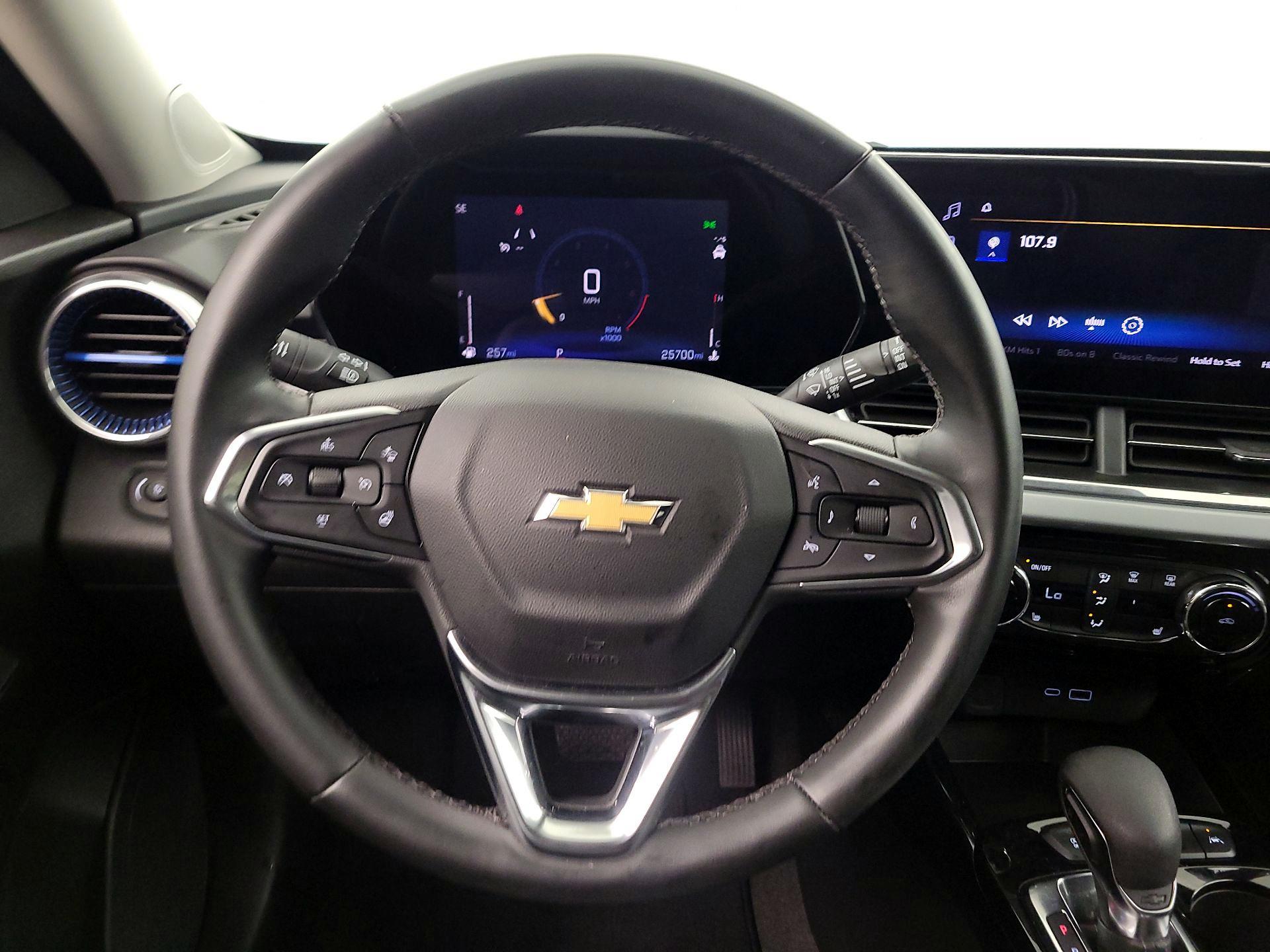 Thumbnail: 2025 Chevrolet Trax - 10