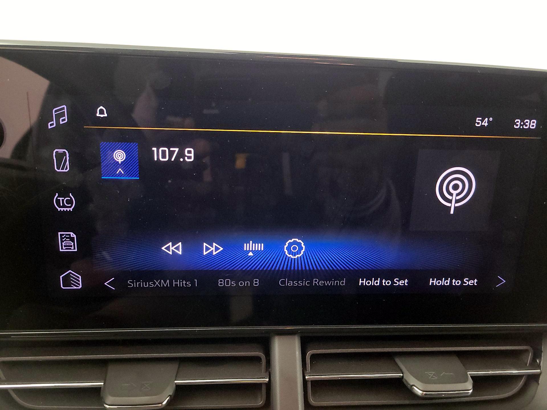 Thumbnail: 2025 Chevrolet Trax - 15