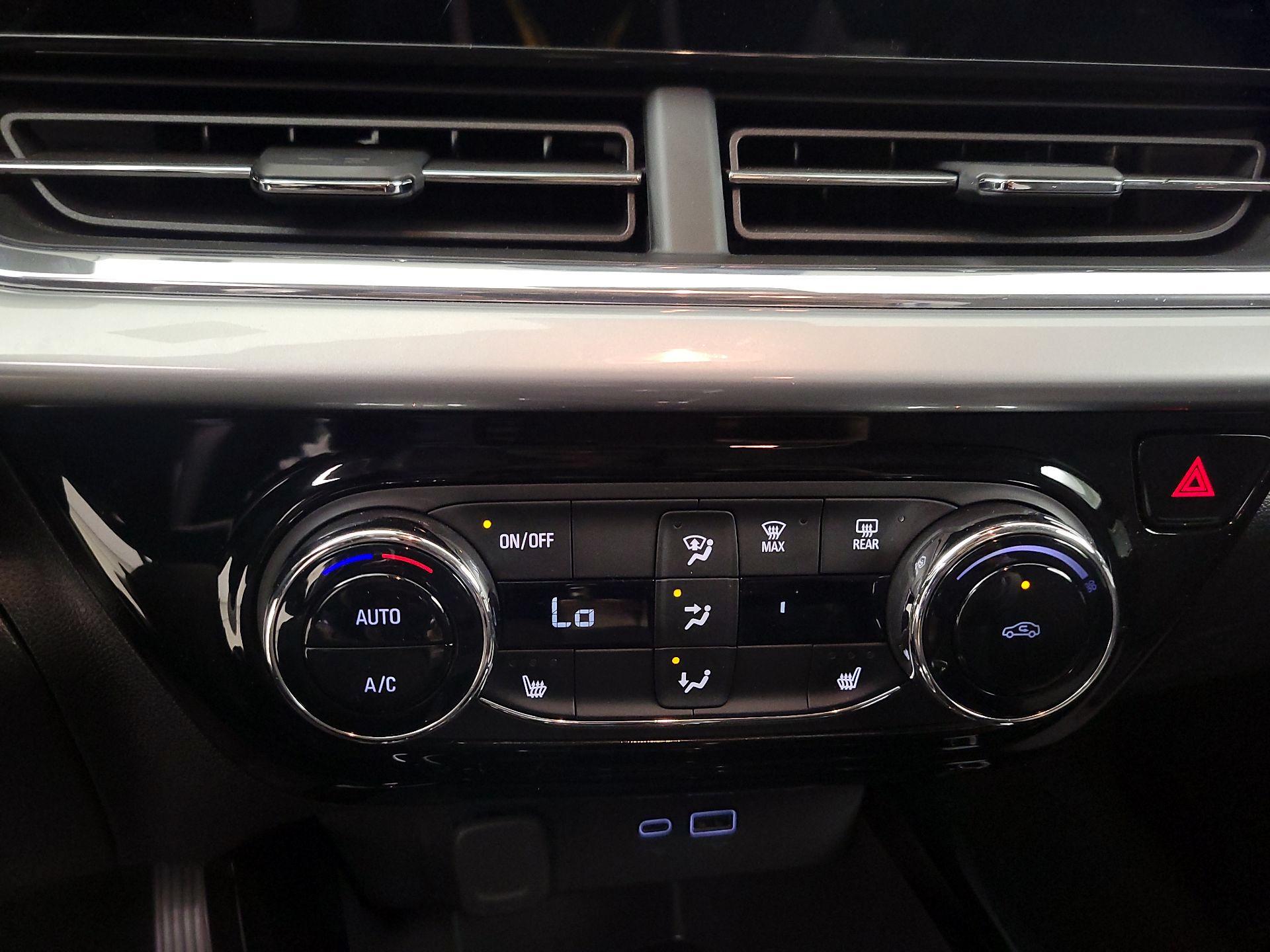 Thumbnail: 2025 Chevrolet Trax - 16