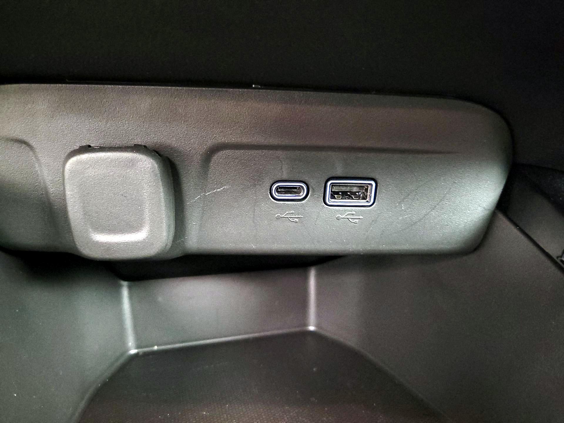 Thumbnail: 2025 Chevrolet Trax - 18